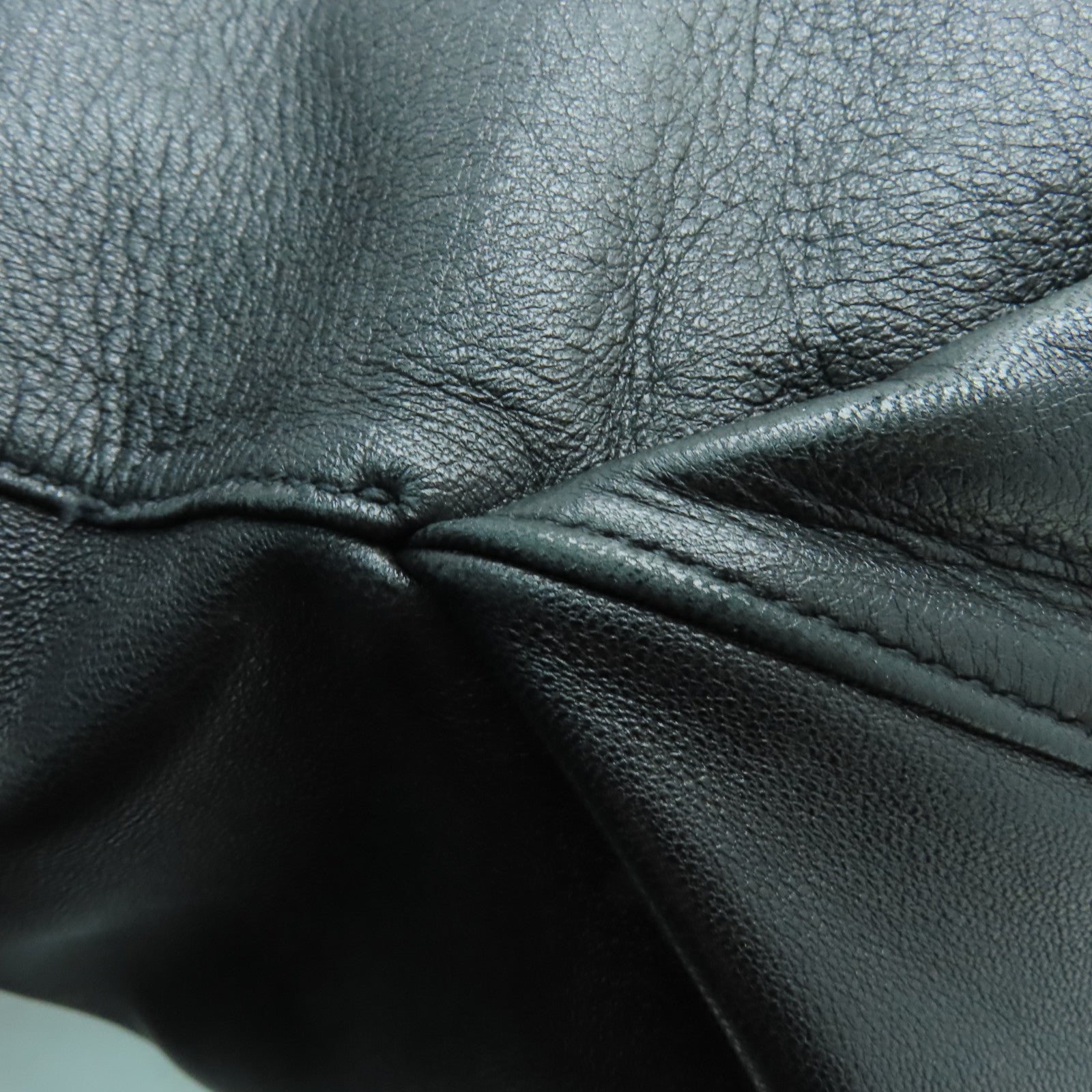 SAINT LAURENT 牛皮皮革Shoulder Bag銀扣鏈帶肩背袋黑色