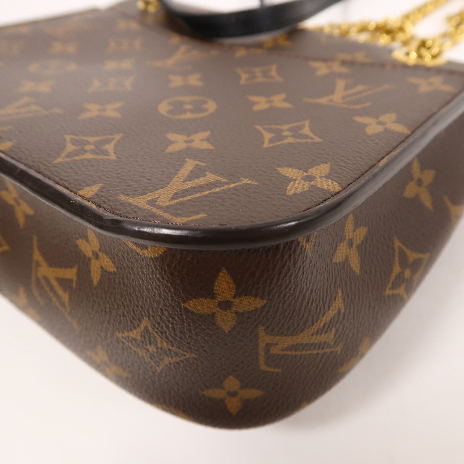 LOUIS VUITTON Monogram Passy金扣肩背袋
