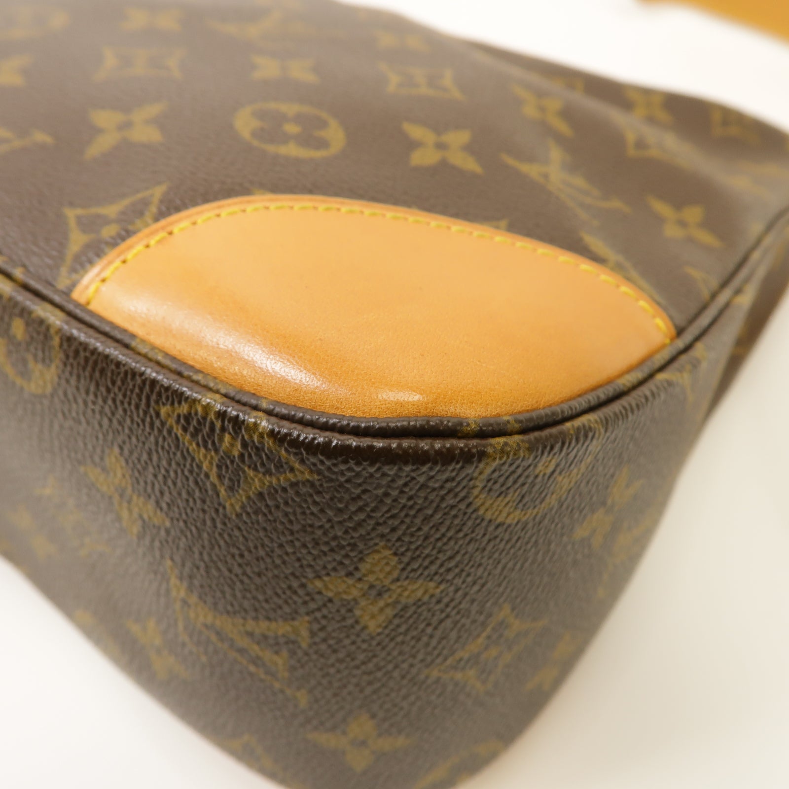 LOUIS VUITTON Monogram Boulogne Gold Buckle Shoulder Bag金扣肩背袋啡色