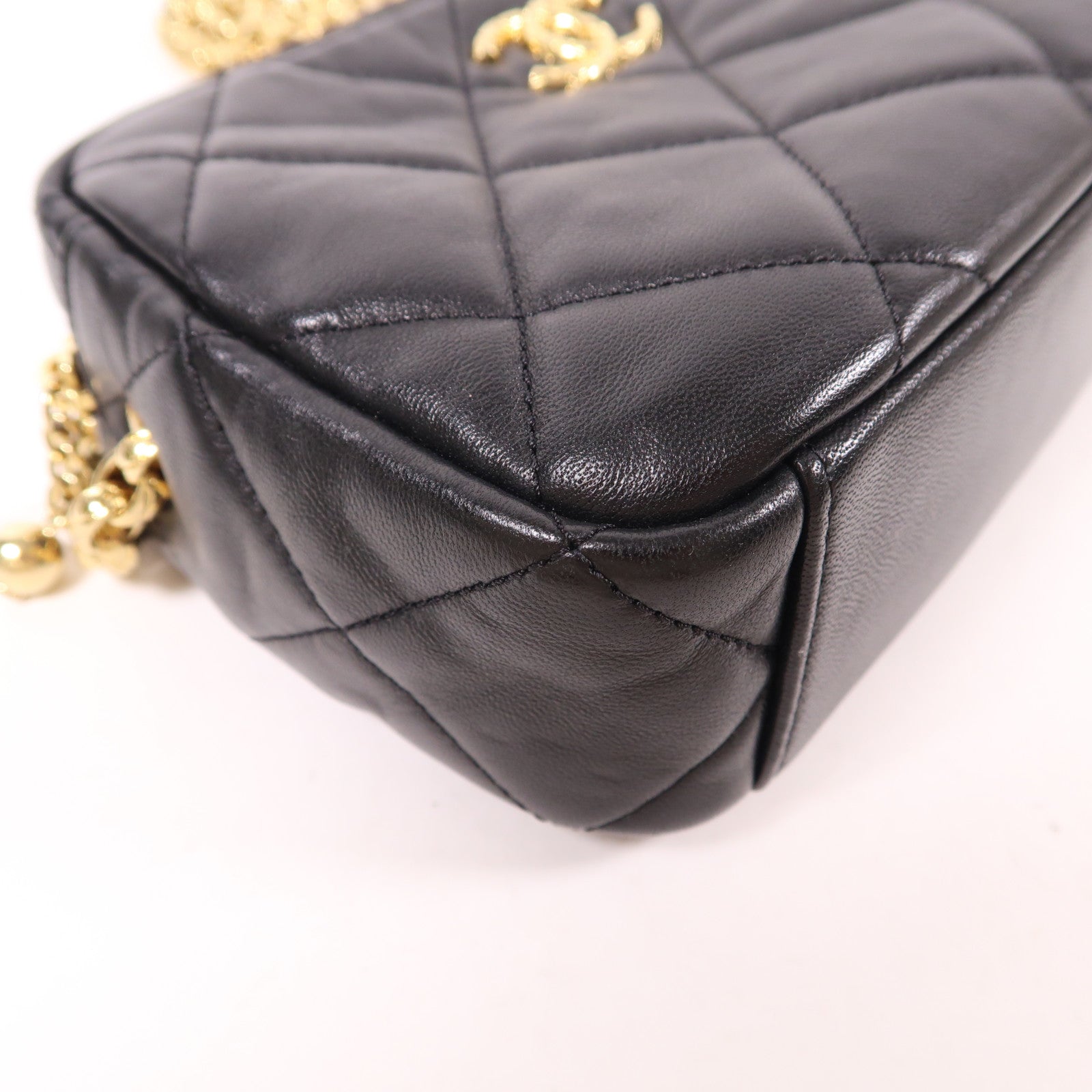 CHANEL 羊皮皮革Chain Shoulder金扣鏈帶肩背袋