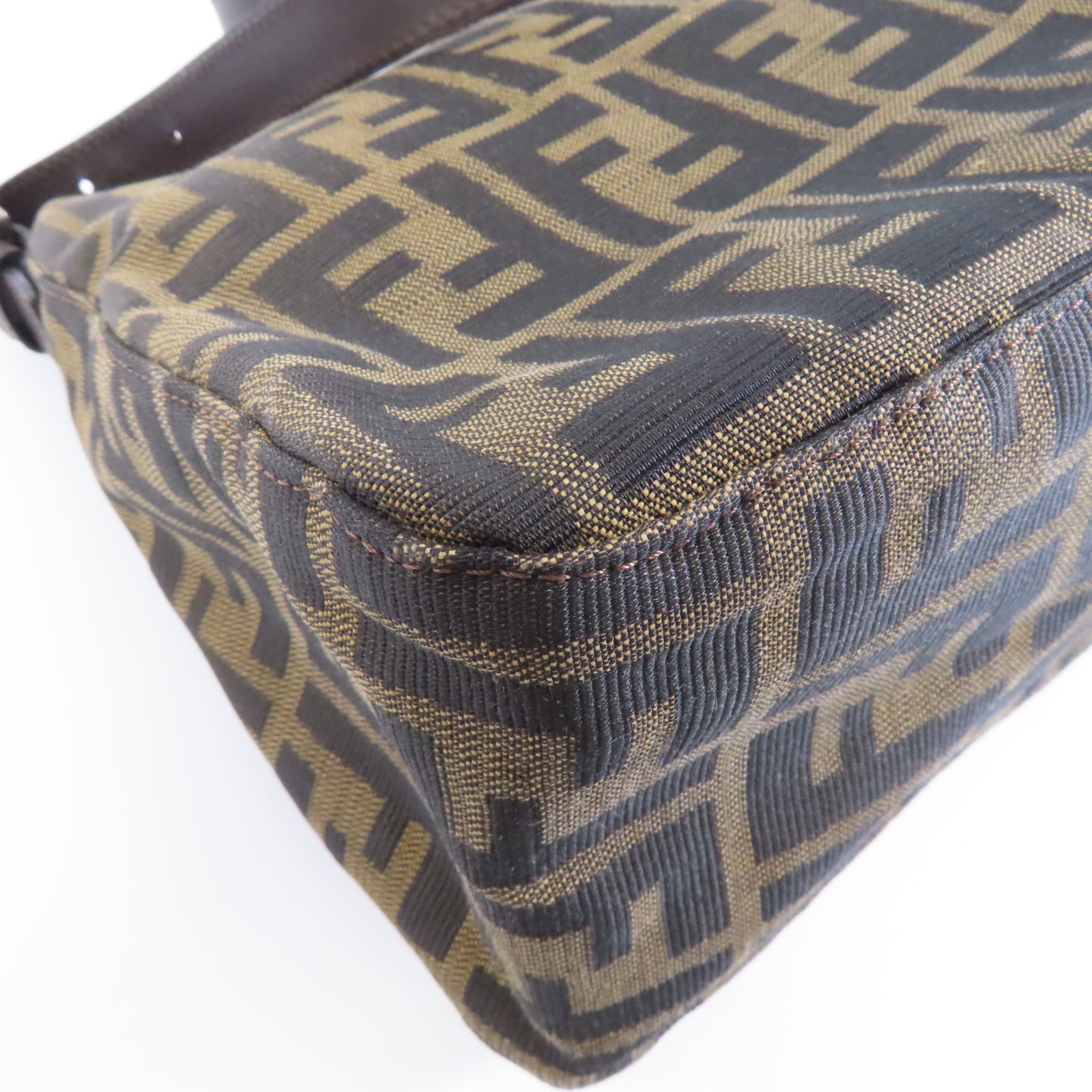 FENDI 帆布Shoulder Bag銀扣肩背袋啡色