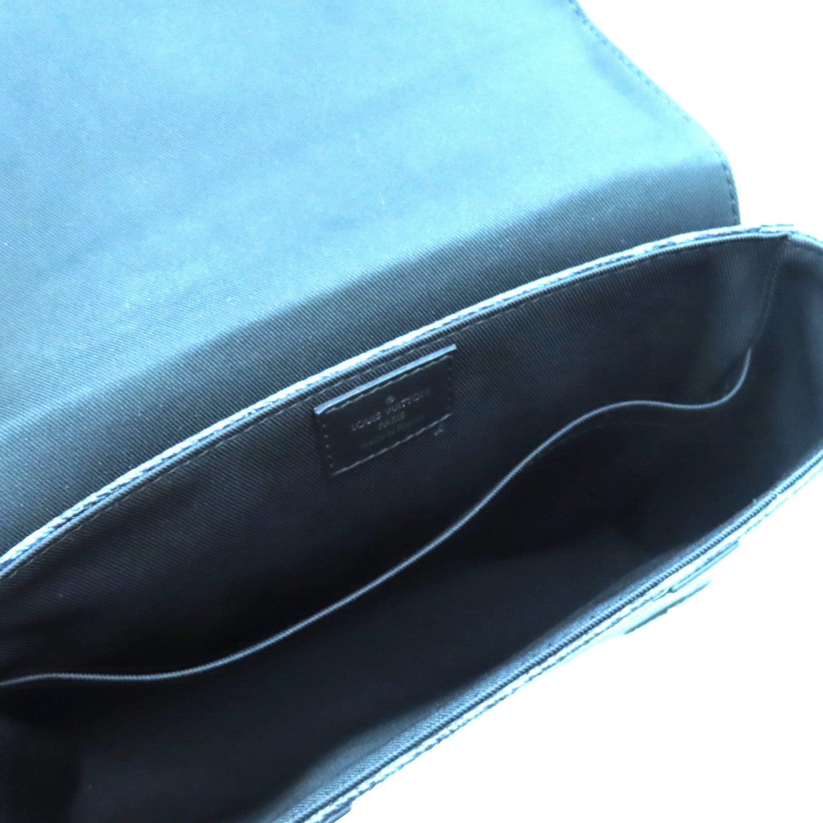 LOUIS VUITTON Monogram Pastel Noir Pastel Trunk銀扣肩背袋黑色