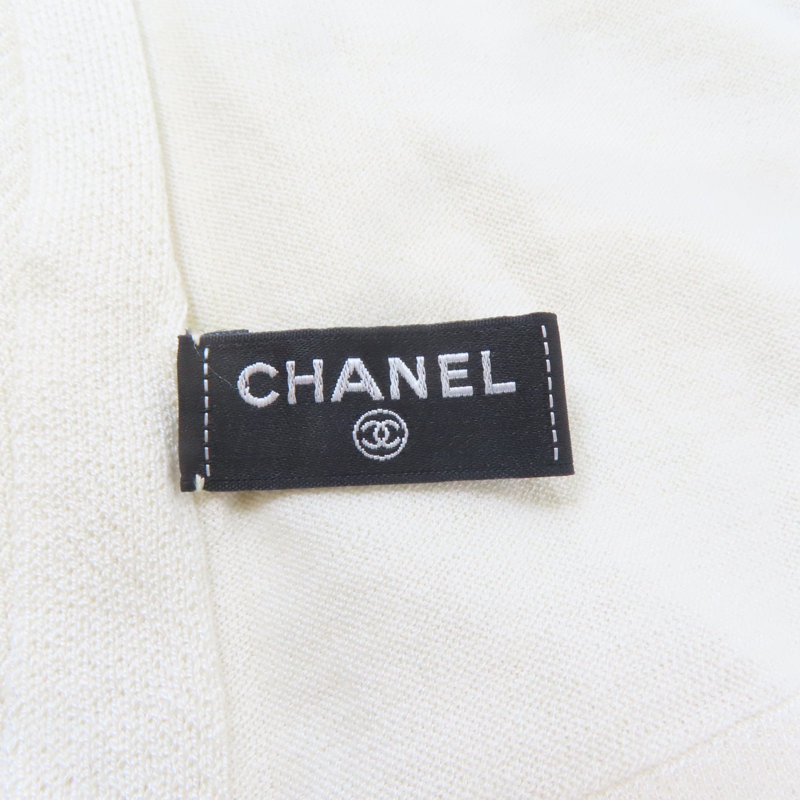 CHANEL 絲質Scarf頸巾米白色