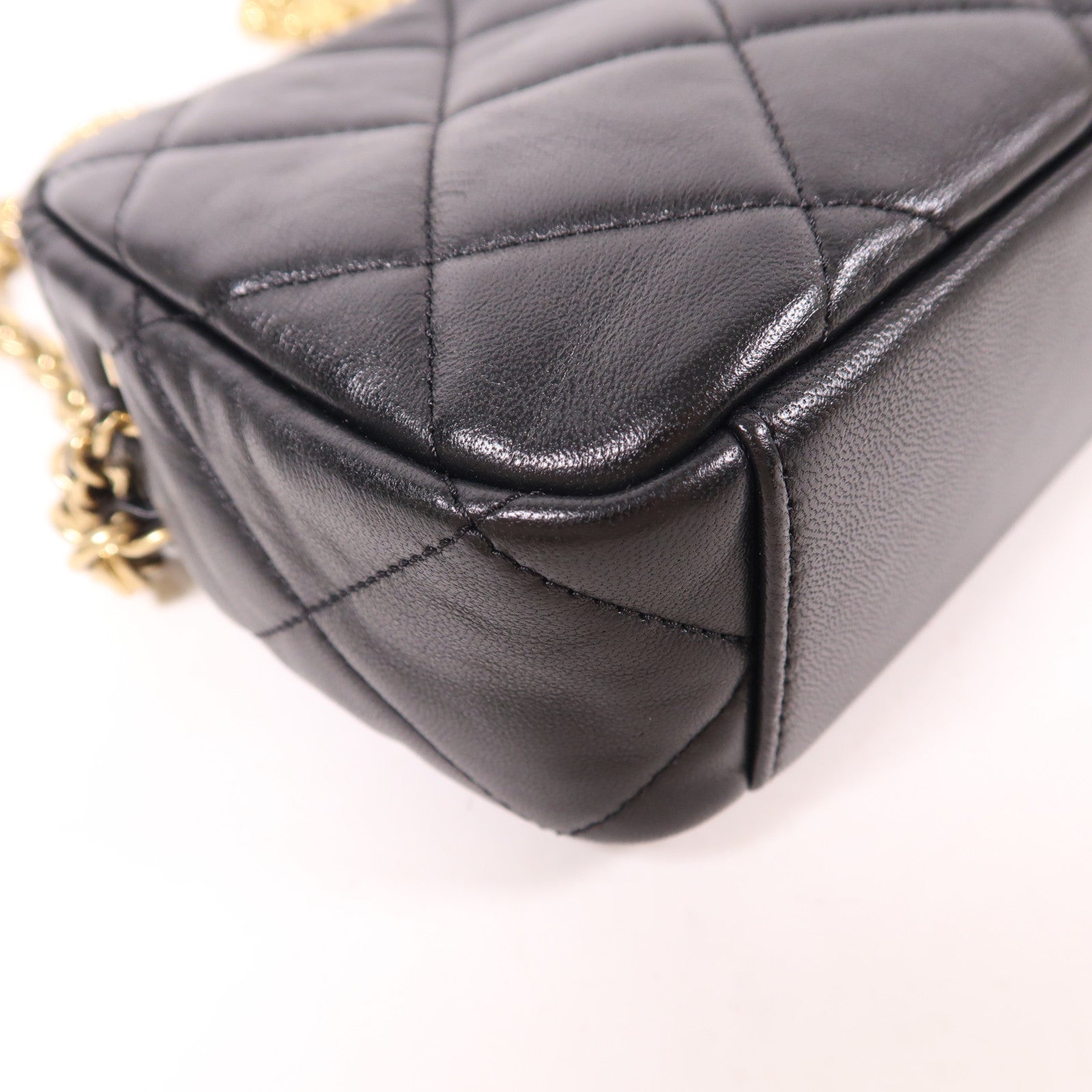 CHANEL 羊皮皮革Chain Shoulder金扣鏈帶肩背袋