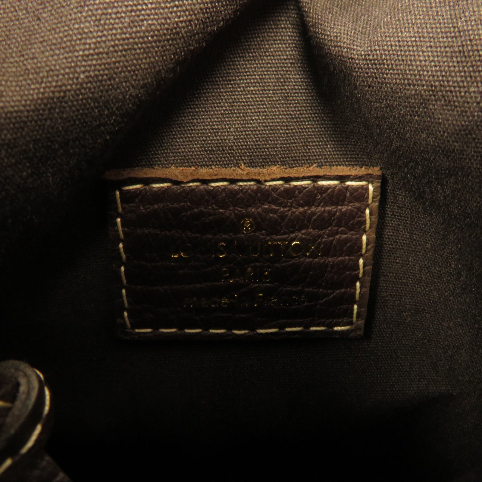 LOUIS VUITTON 【激減優惠】Monogram Pochette Cancun Pouch金扣肩背袋啡色