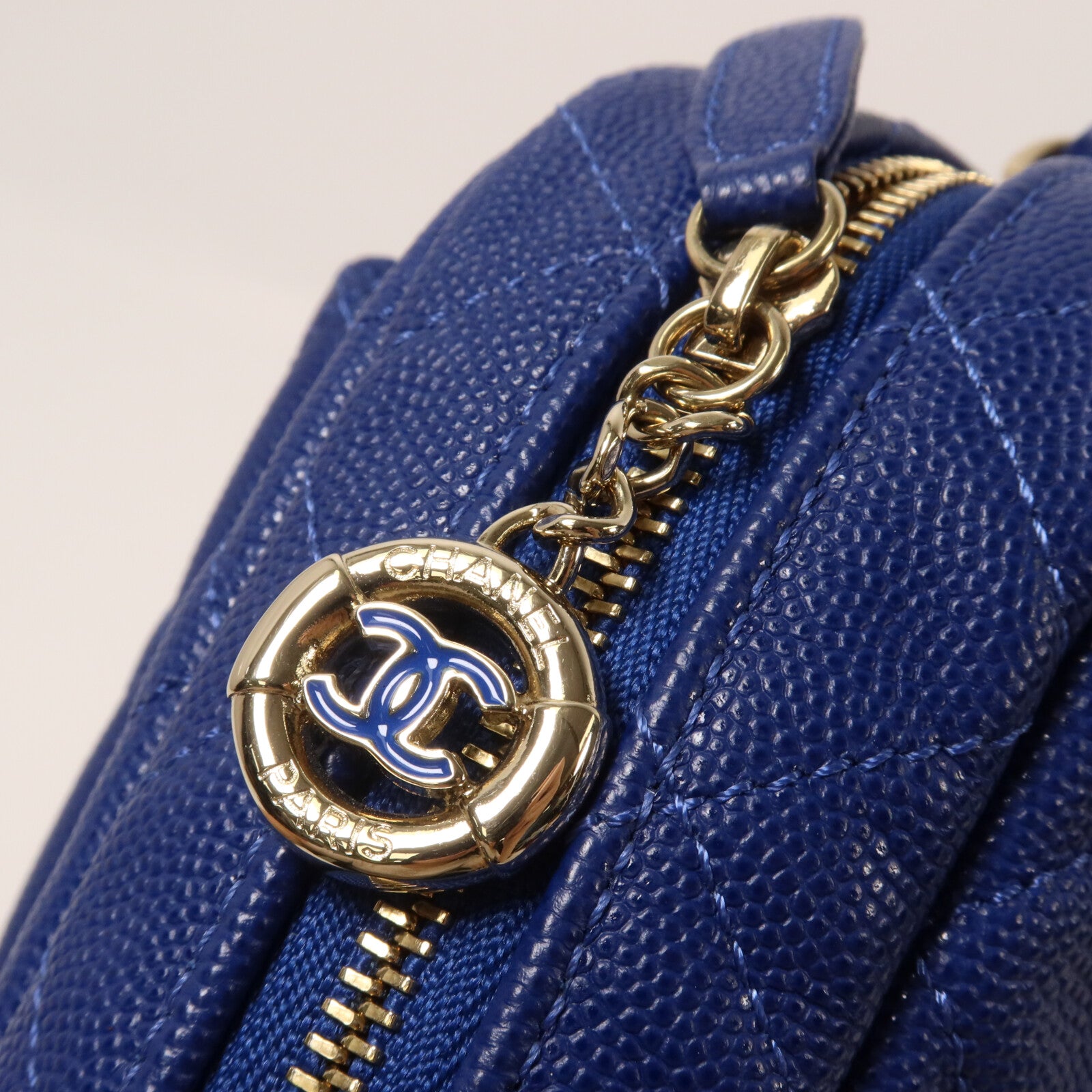 CHANEL 牛皮皮革Camera Bag鏈帶肩背袋