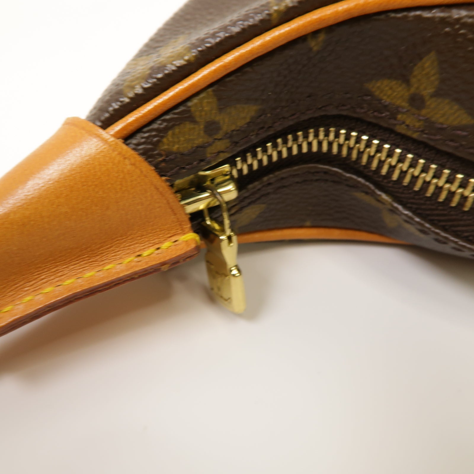 LOUIS VUITTON Monogram Boulogne Gold Buckle Shoulder Bag金扣肩背袋啡色