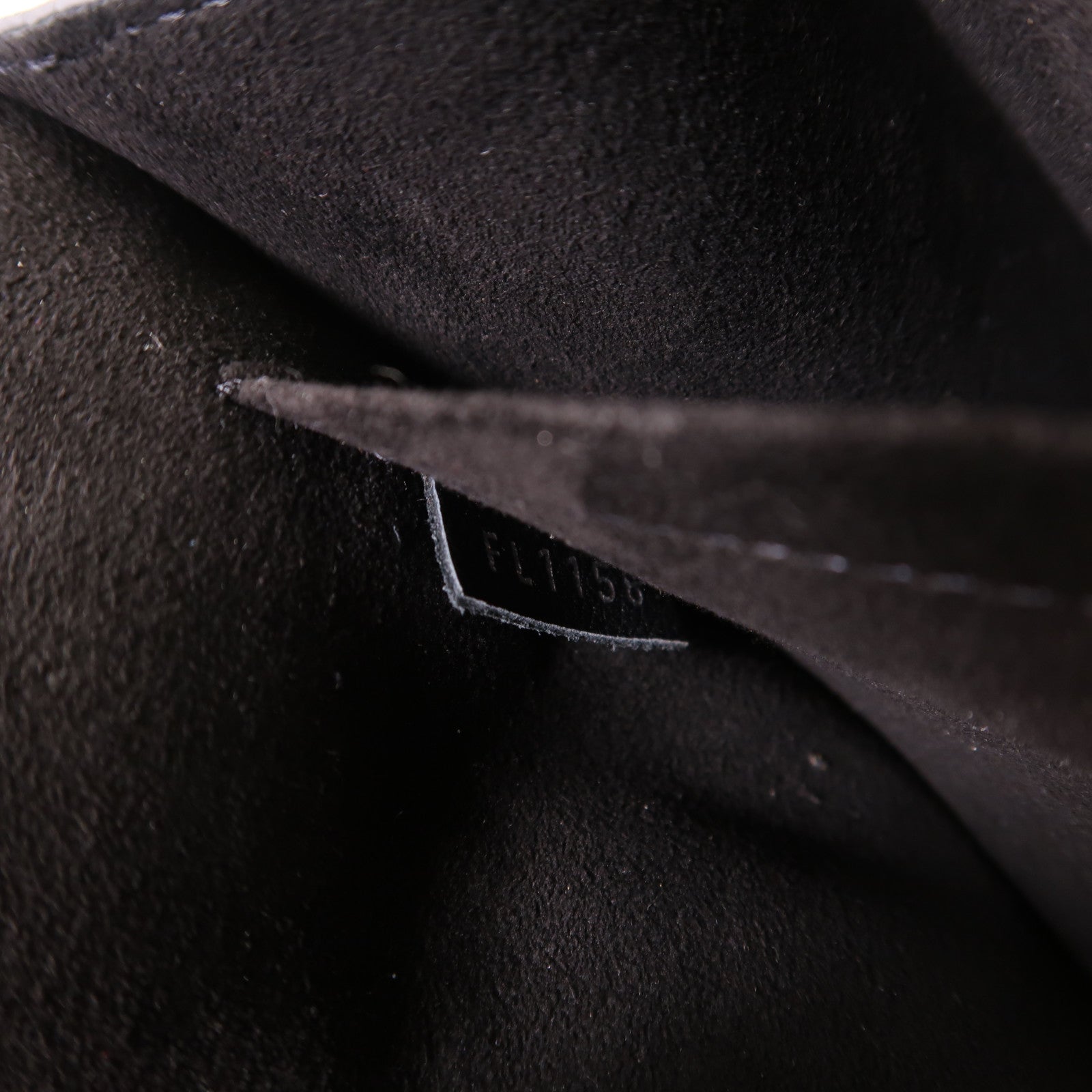 LOUIS VUITTON 牛皮皮革Mylockme銀扣鏈帶肩背袋黑色