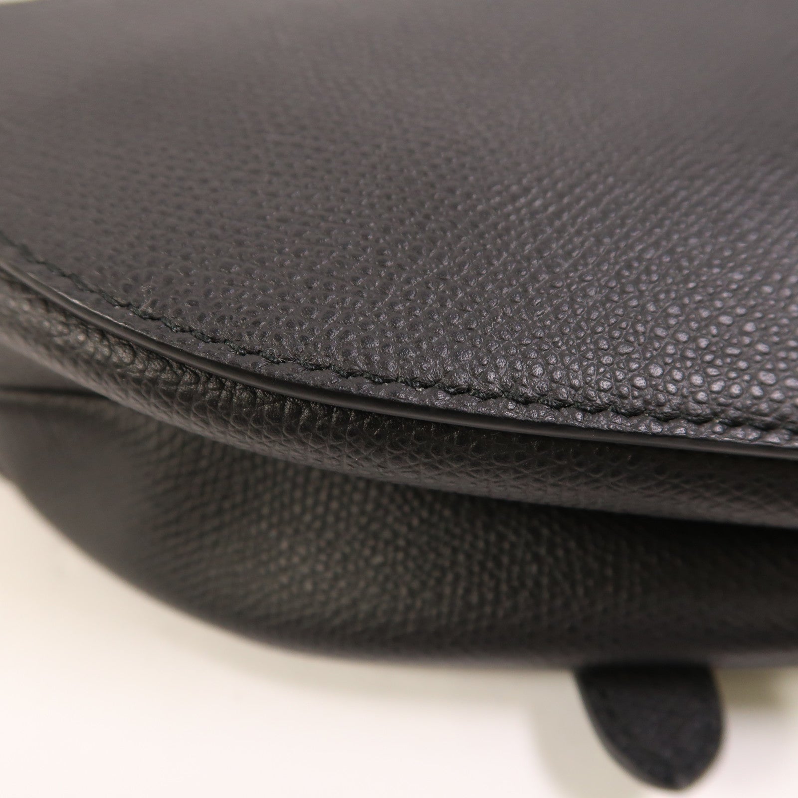 Dior 牛皮皮革Saddle Medium金扣肩背袋