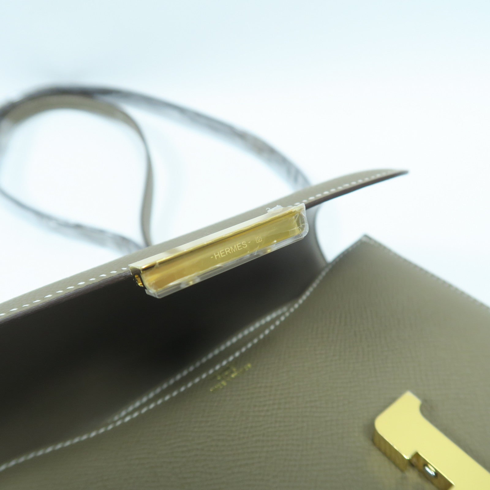 HERMES Epsom皮革Constance Mini金扣肩背袋Etoupe大象灰色