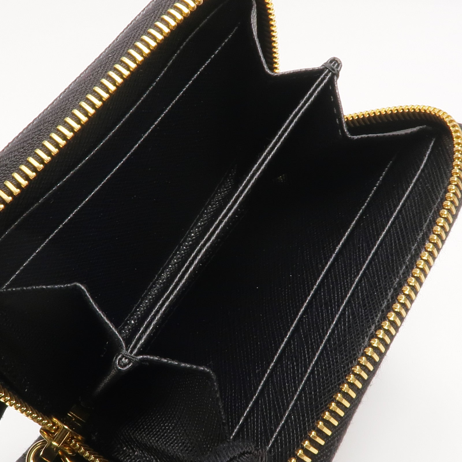 PRADA Saffiano皮革Coin Case金扣零錢包