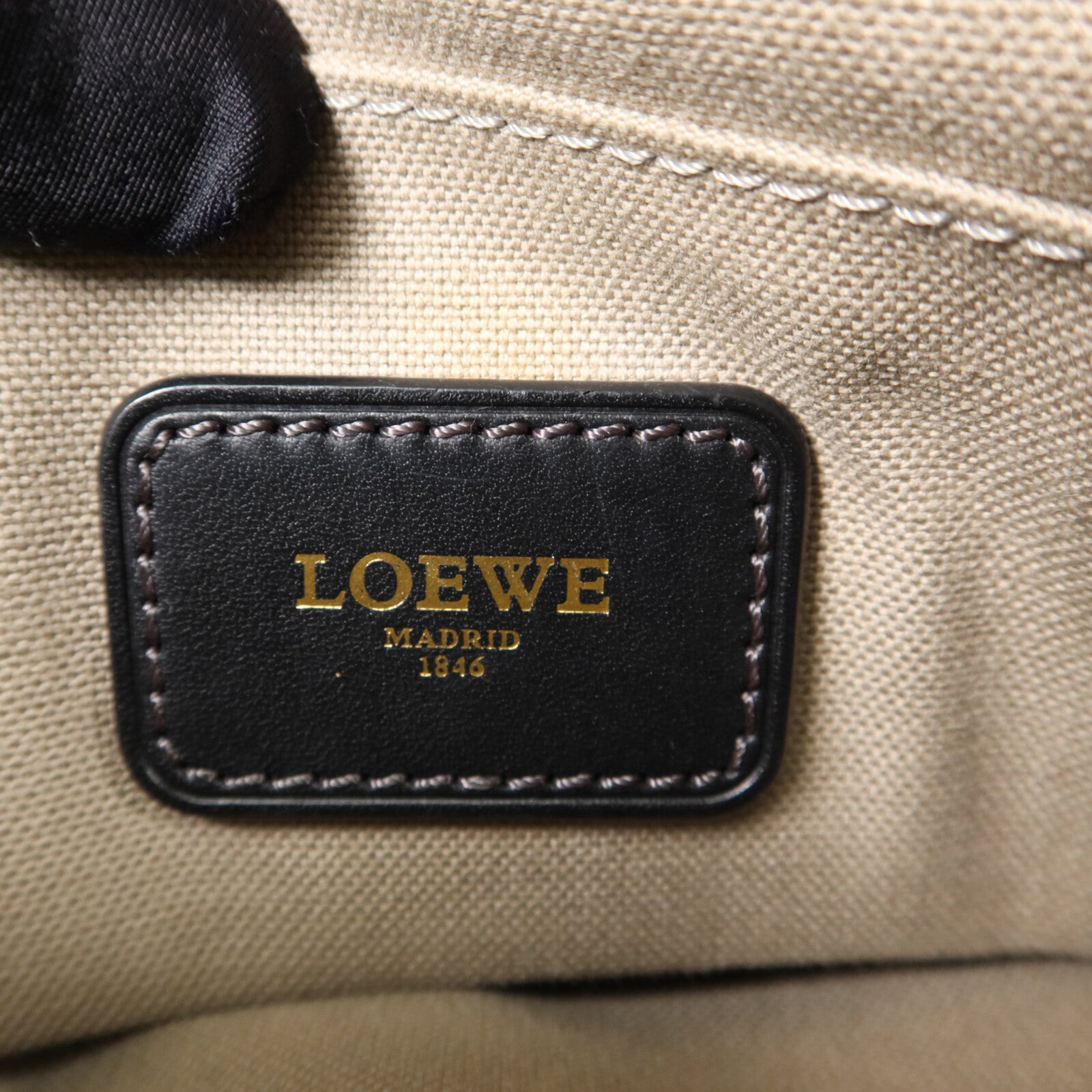 LOEWE 塗層帆布Anagram肩背袋