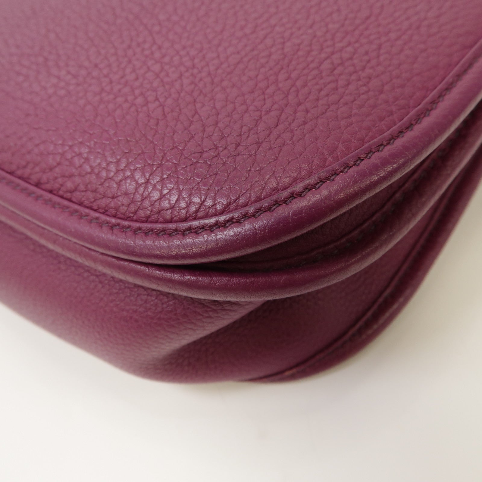 HERMES 【激減優惠】Clemence皮革Evelyne GM金扣肩背袋海葵紫色
