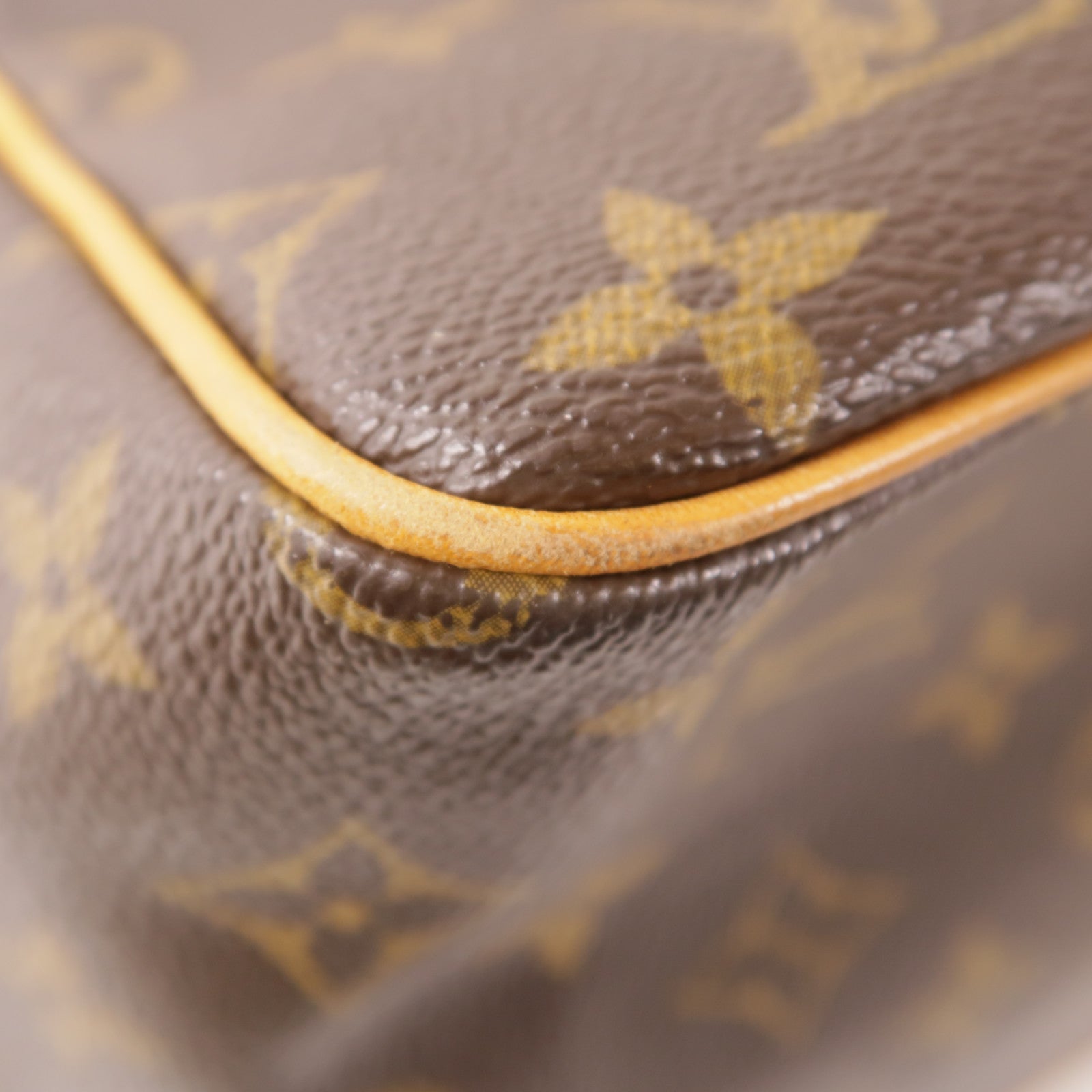 LOUIS VUITTON Monogram Batignolles Vertical金扣手挽袋棕色