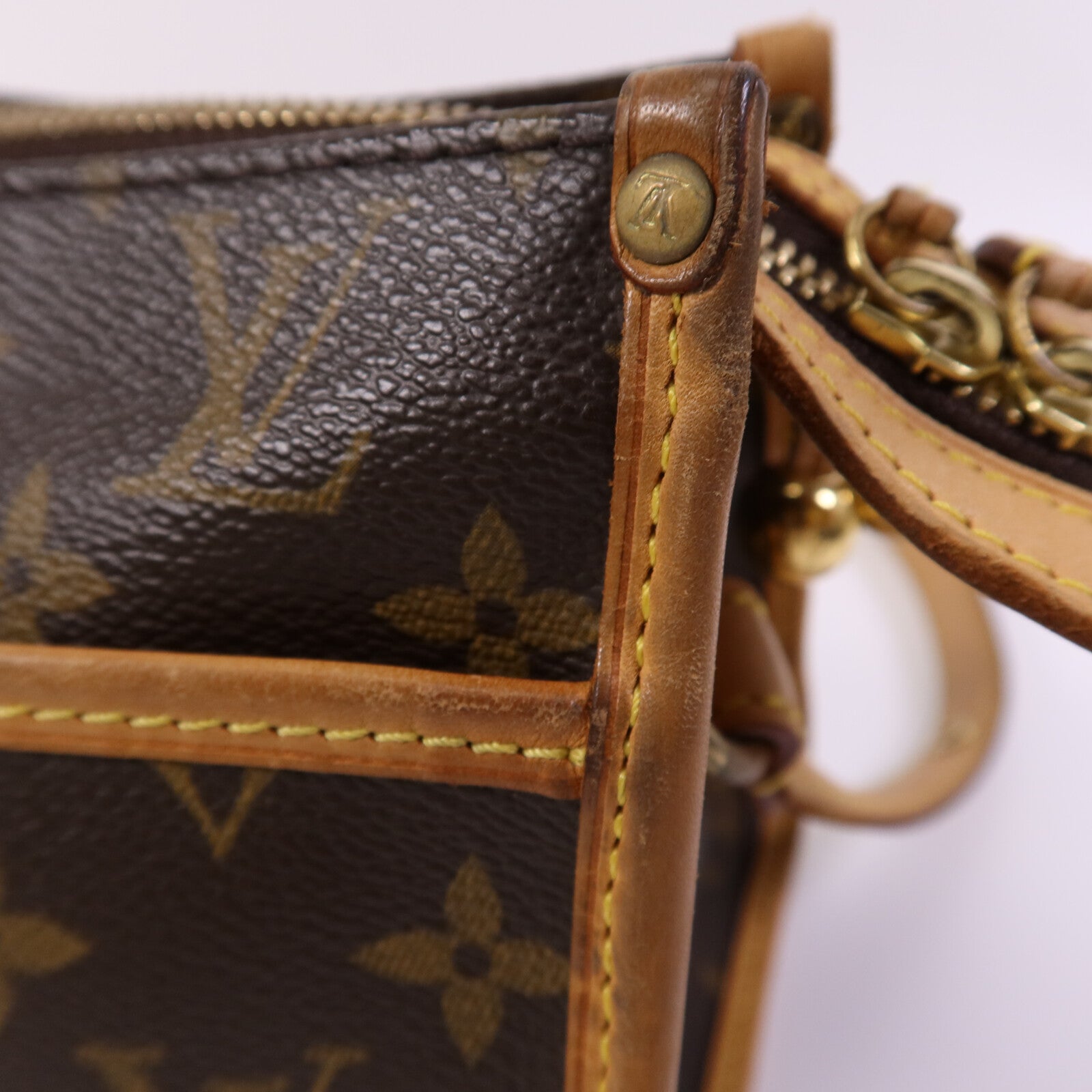 LOUIS VUITTON 【激減優惠】Monogram Popincourt Long金扣肩背袋