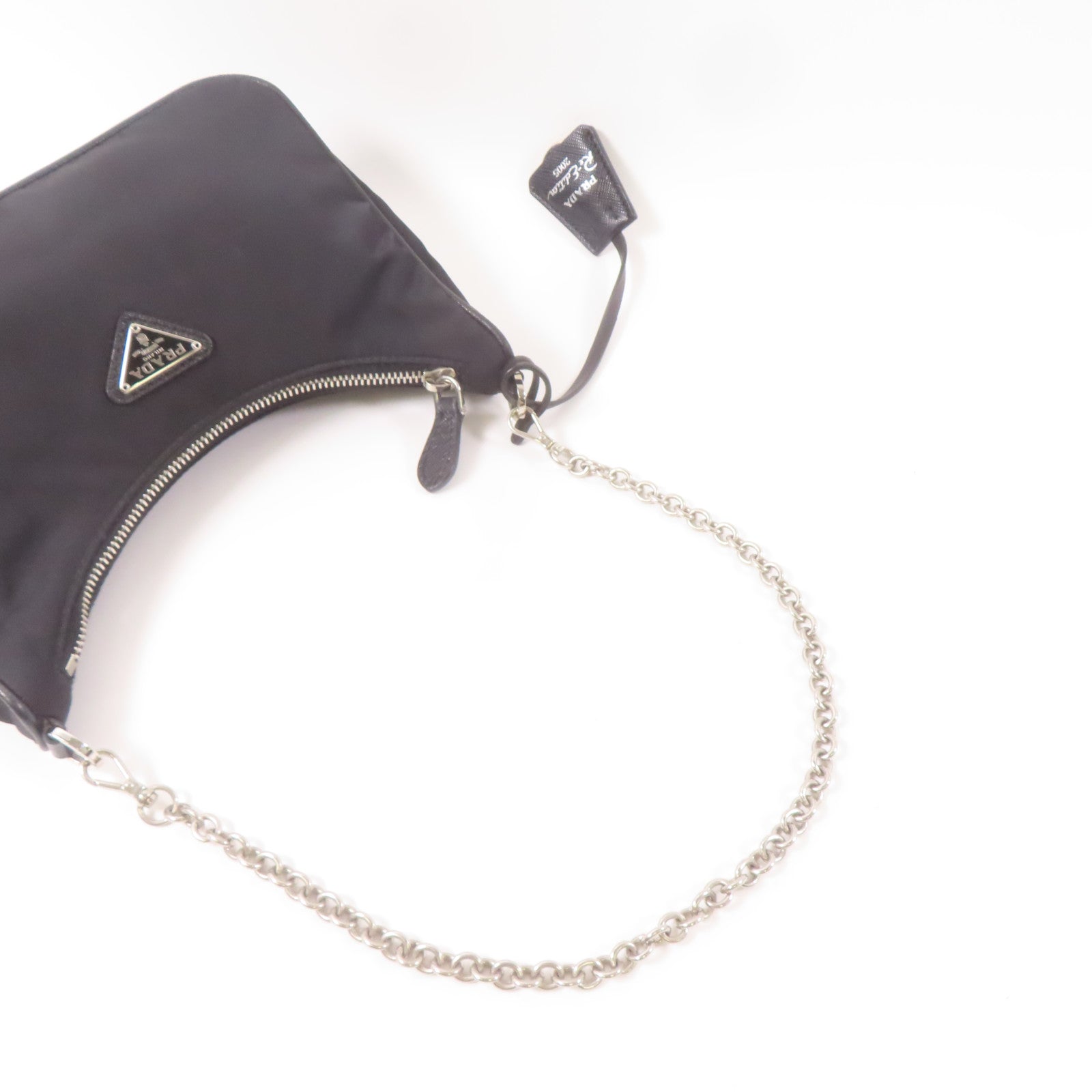 PRADA 尼龍Re-Edition 2005銀扣手挽肩背兩用袋黑色