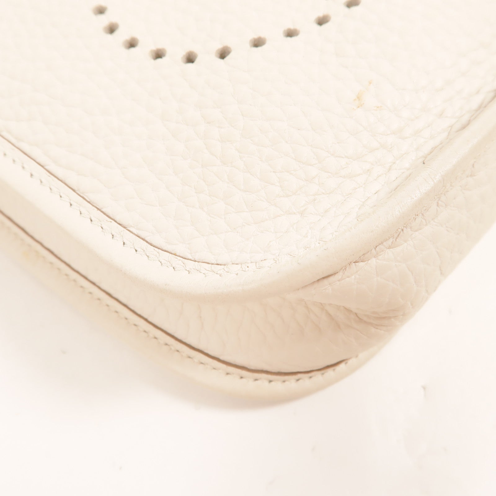 HERMES Clemence皮革Evelyne TPM肩背袋Craie