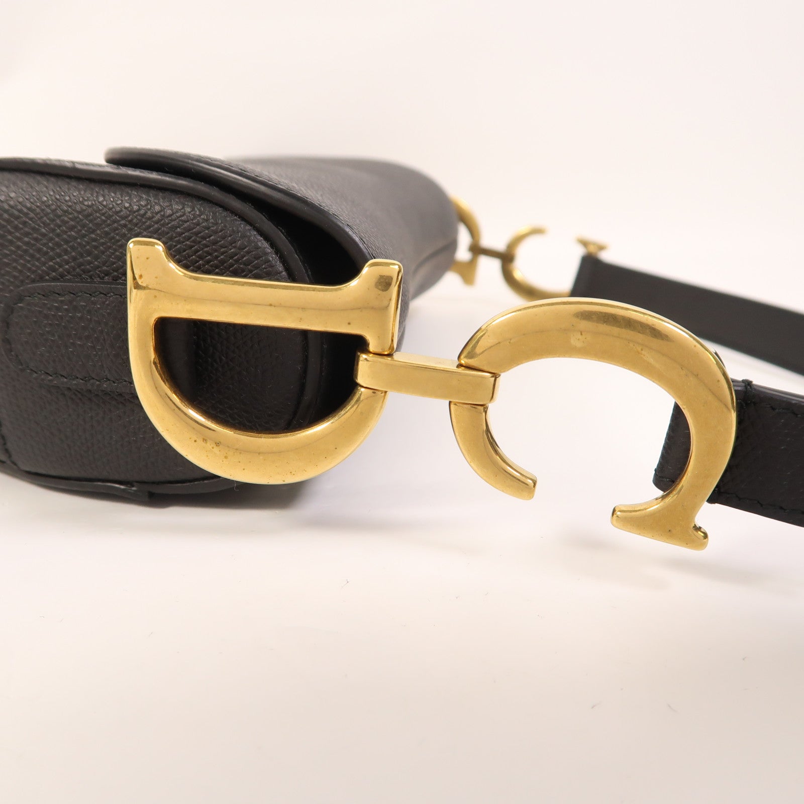Dior 牛皮皮革Saddle Medium金扣肩背袋