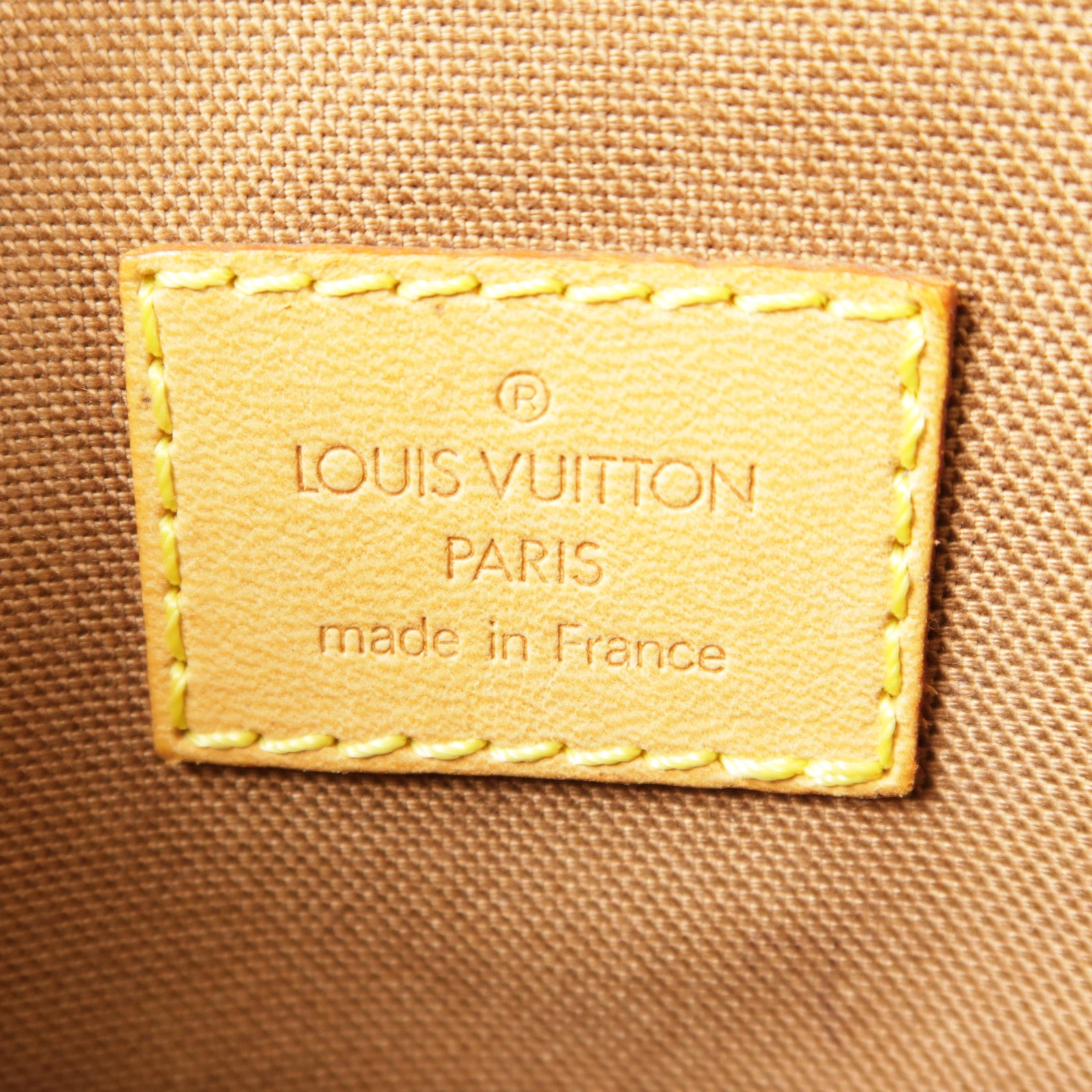 LOUIS VUITTON Monogram Batignolles Vertical金扣手挽袋棕色