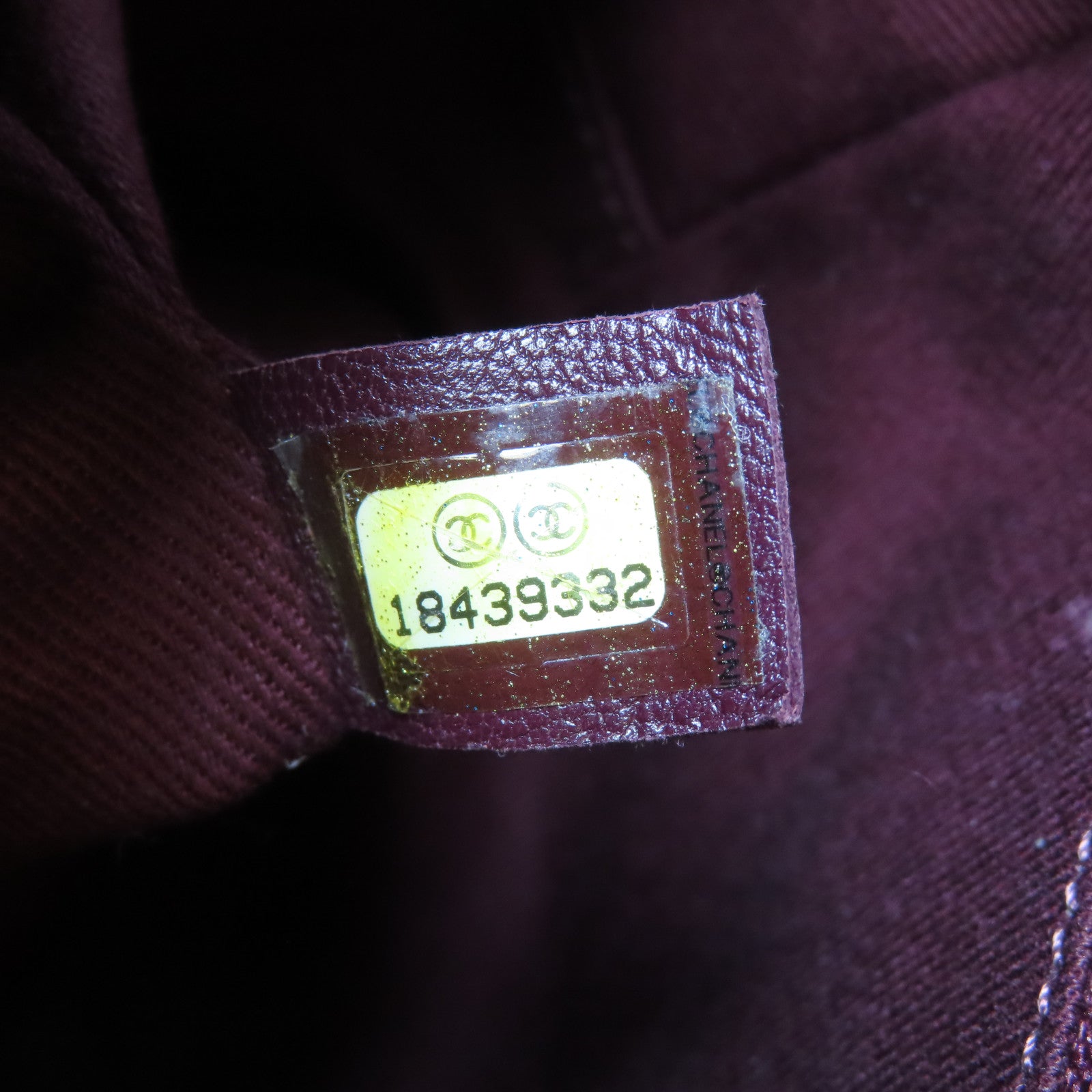 CHANEL 【激減優惠】菱格牛皮皮革Chain Shoulder黑扣鏈帶肩背袋黑色
