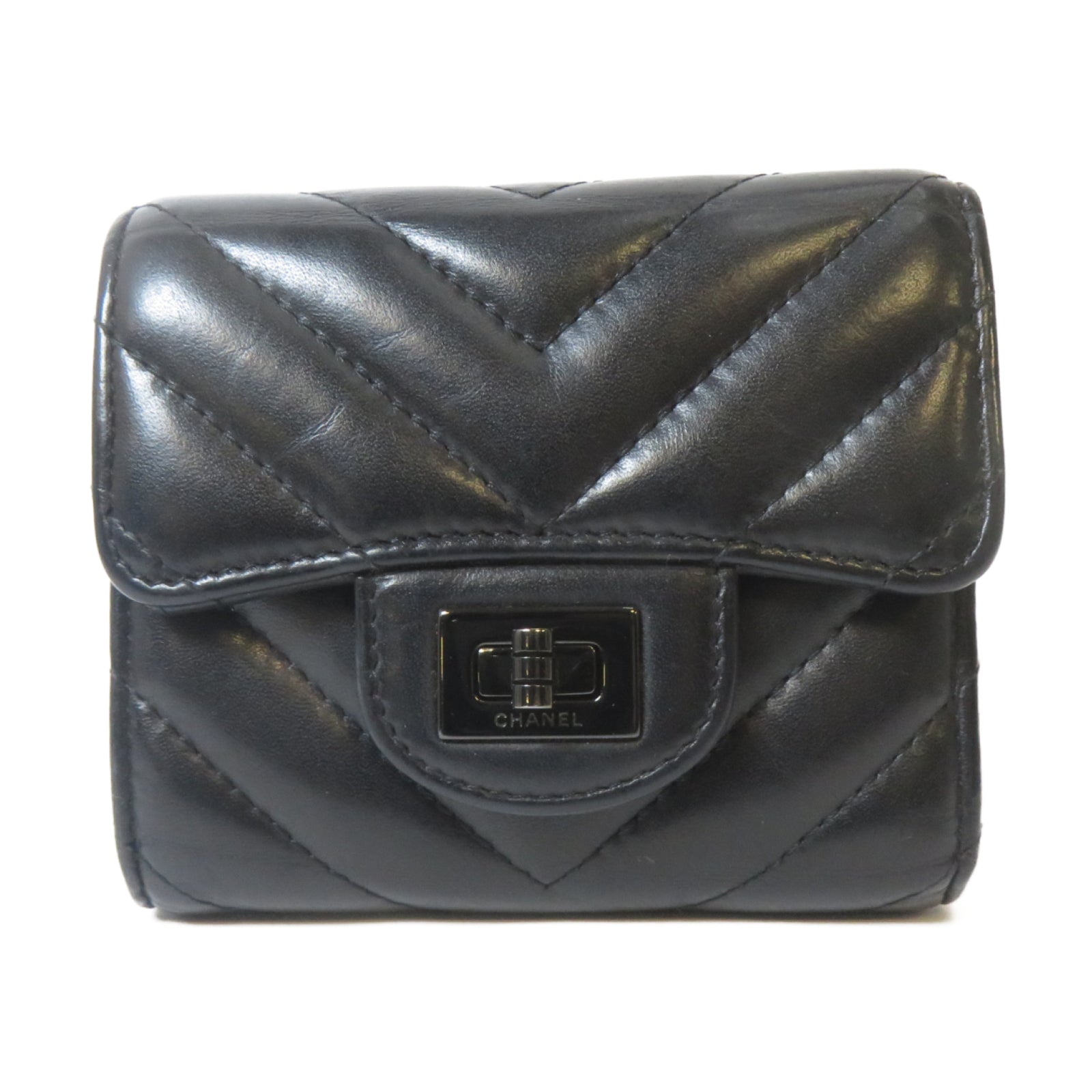 CHANEL 【激減優惠】斜紋牛皮皮革2.55 Trifold Wallet黑扣錢包黑色