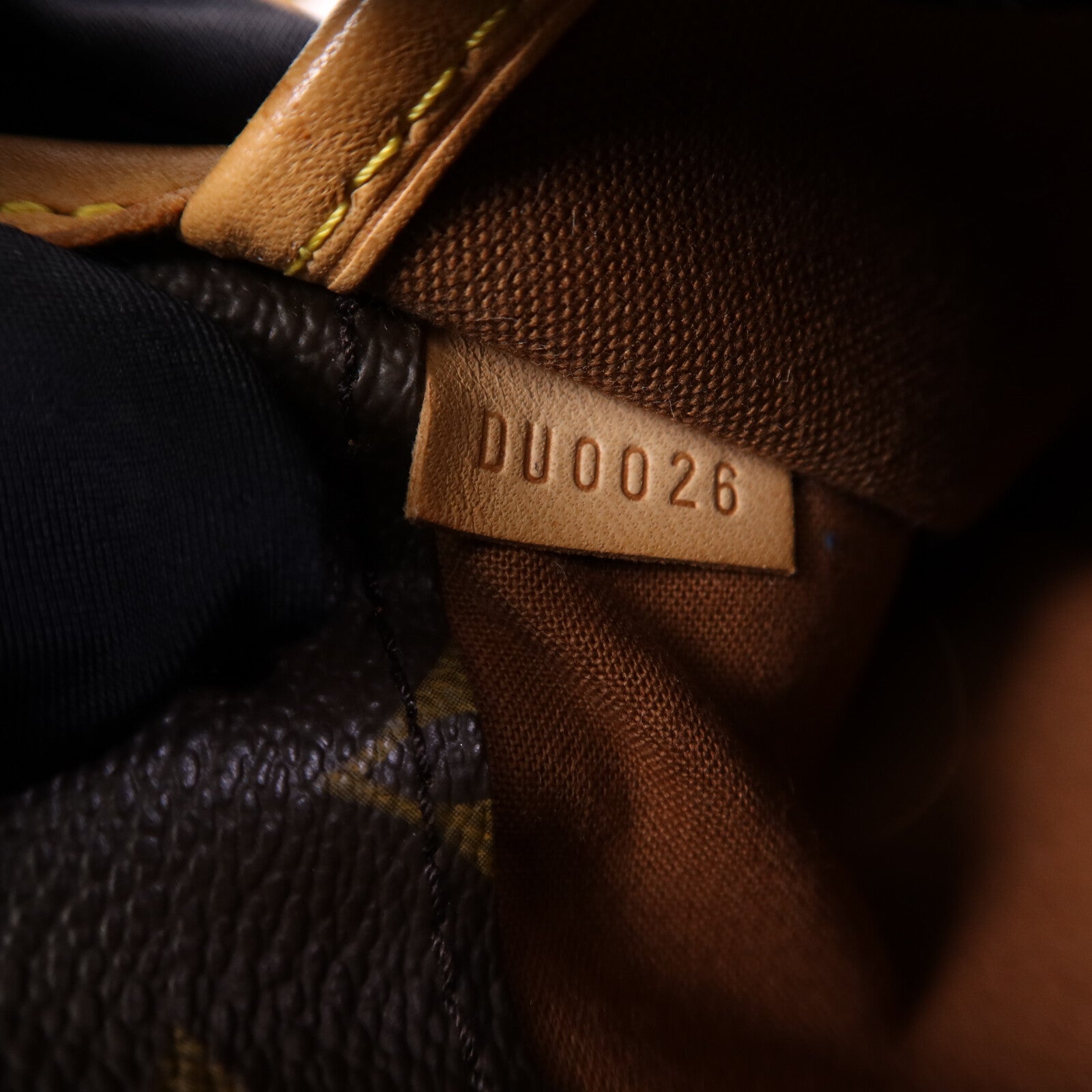 LOUIS VUITTON 【激減優惠】Monogram Popincourt Long金扣肩背袋