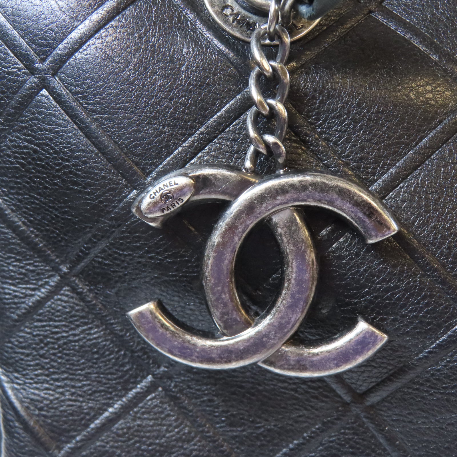 CHANEL 【激減優惠】菱格牛皮皮革Chain Shoulder黑扣鏈帶肩背袋黑色