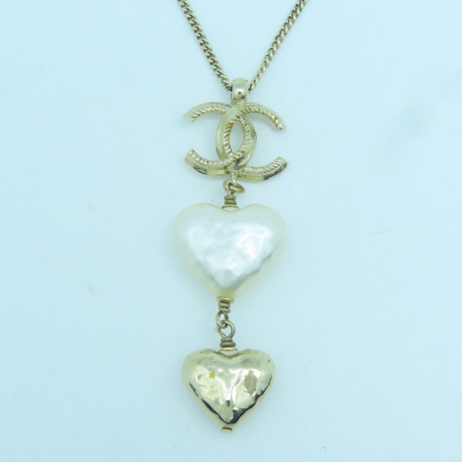 CHANEL Metal Necklace Gold Buckle Necklace Gold/White