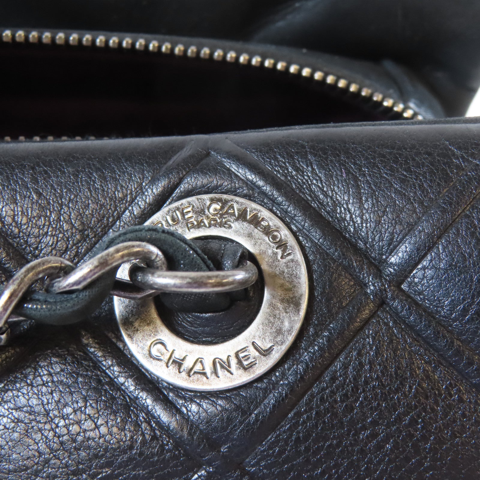 CHANEL 【激減優惠】菱格牛皮皮革Chain Shoulder黑扣鏈帶肩背袋黑色