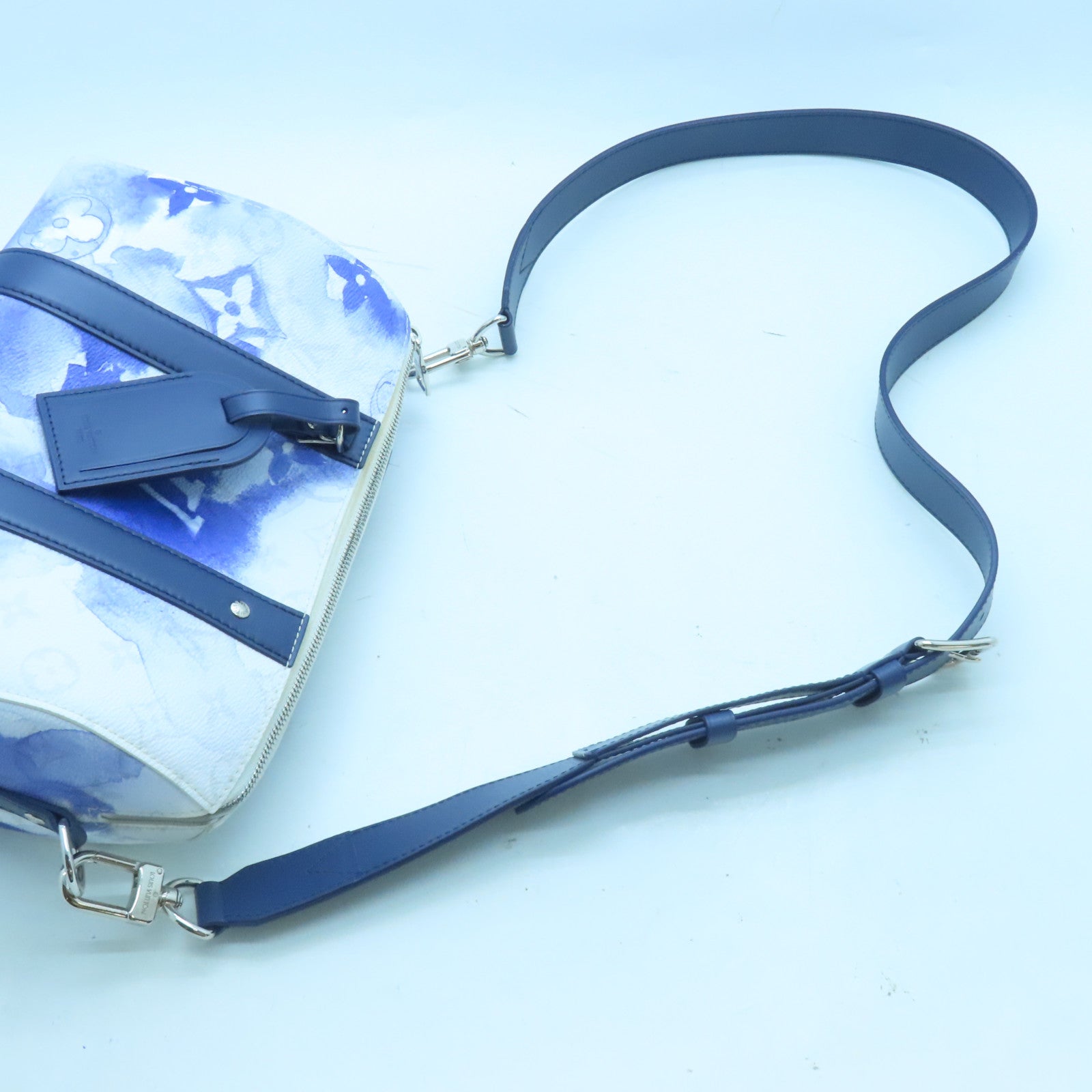 LOUIS VUITTON 【激減優惠】Monogram Watercolor Blue City Keepall銀扣肩背袋白色/藍色