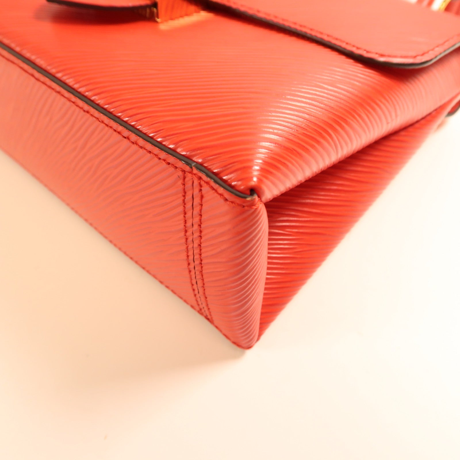 LOUIS VUITTON 【激減優惠】Epi Locky BB金扣手挽肩背兩用袋