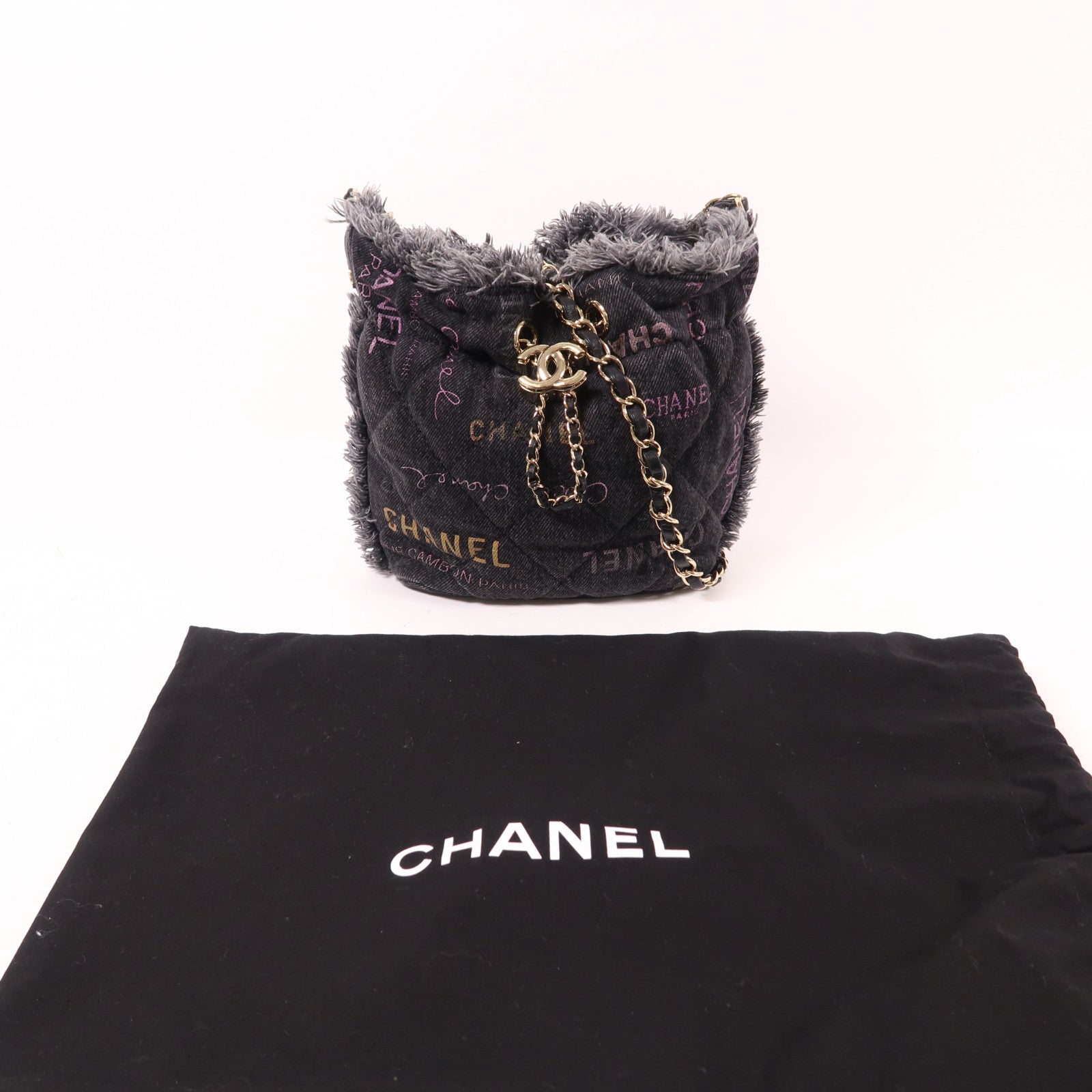 CHANEL 牛仔布Bucket Bag金扣鏈帶肩背袋