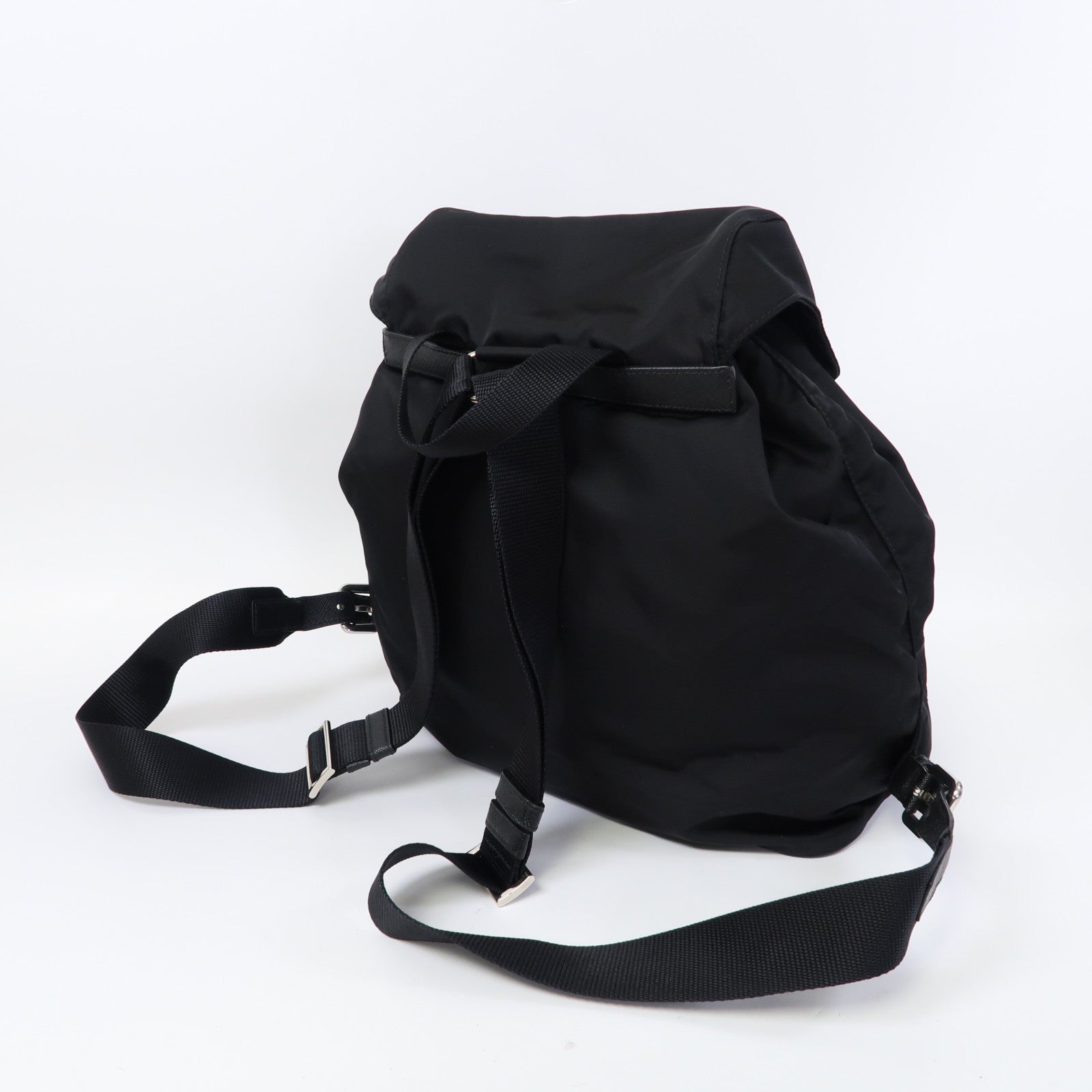 PRADA 尼龍Backpack銀扣背包黑色