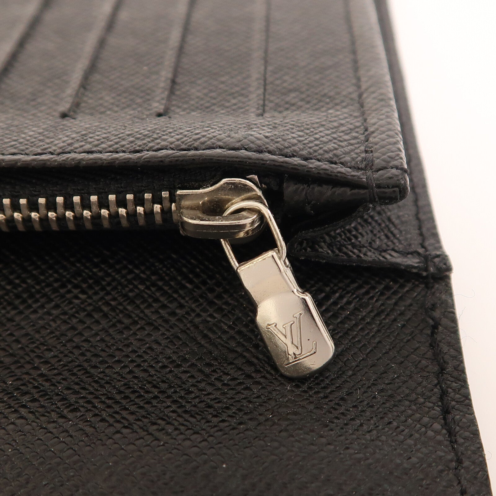 LOUIS VUITTON Damier Graphite Brazza Wallet銀扣長錢包