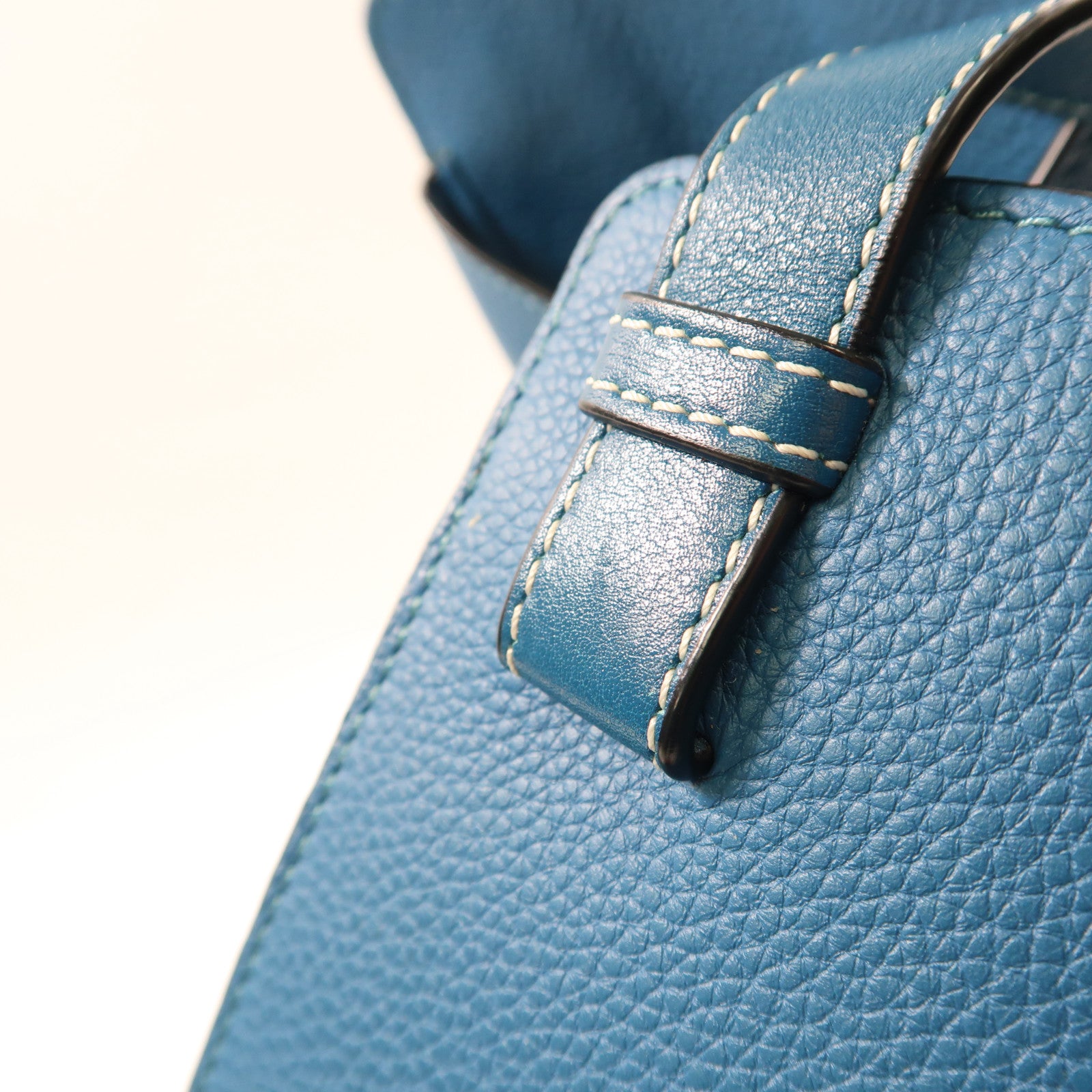 LOEWE 牛皮皮革Hammock銀扣手挽肩背兩用袋