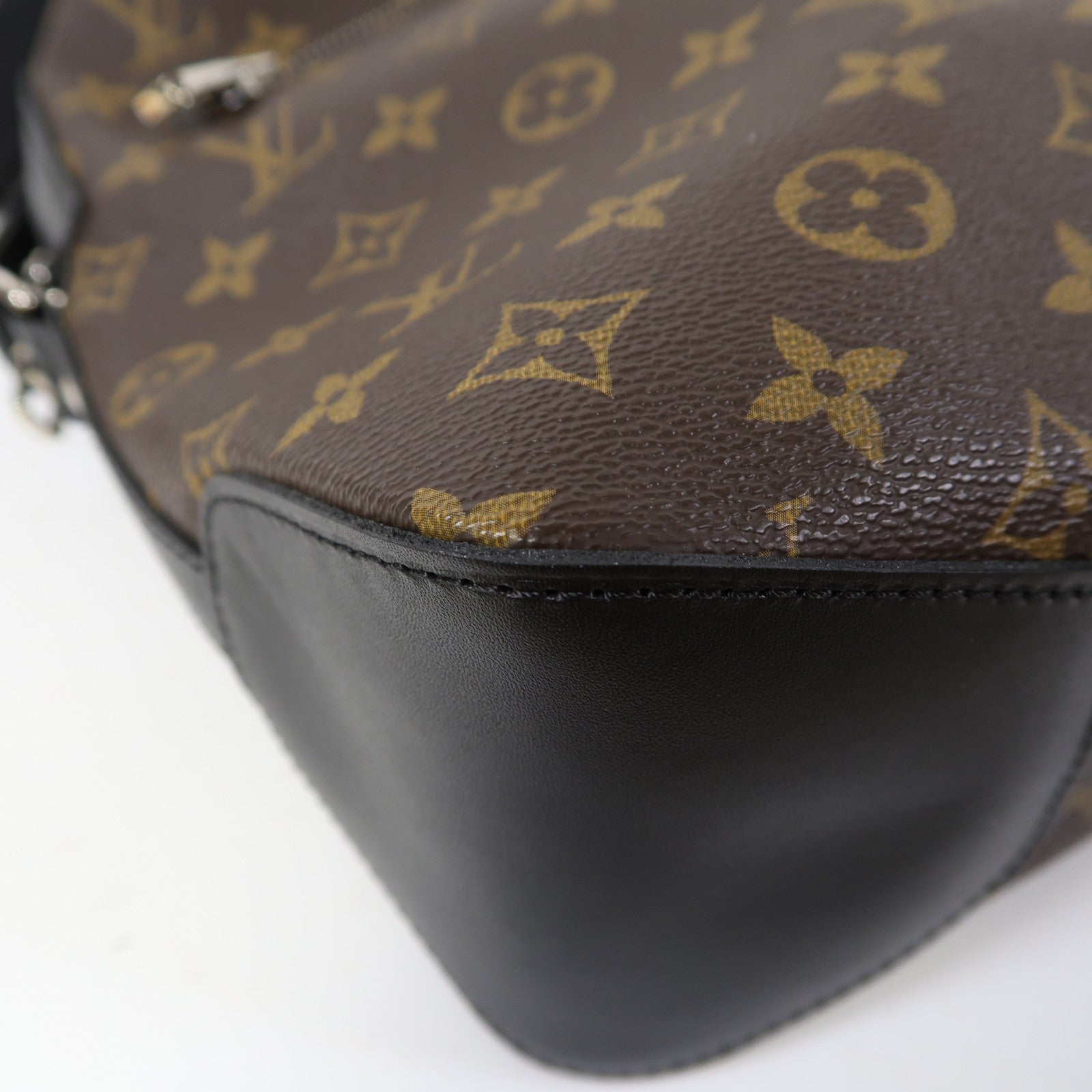 LOUIS VUITTON Monogram Macassar Torres銀扣肩背袋啡色
