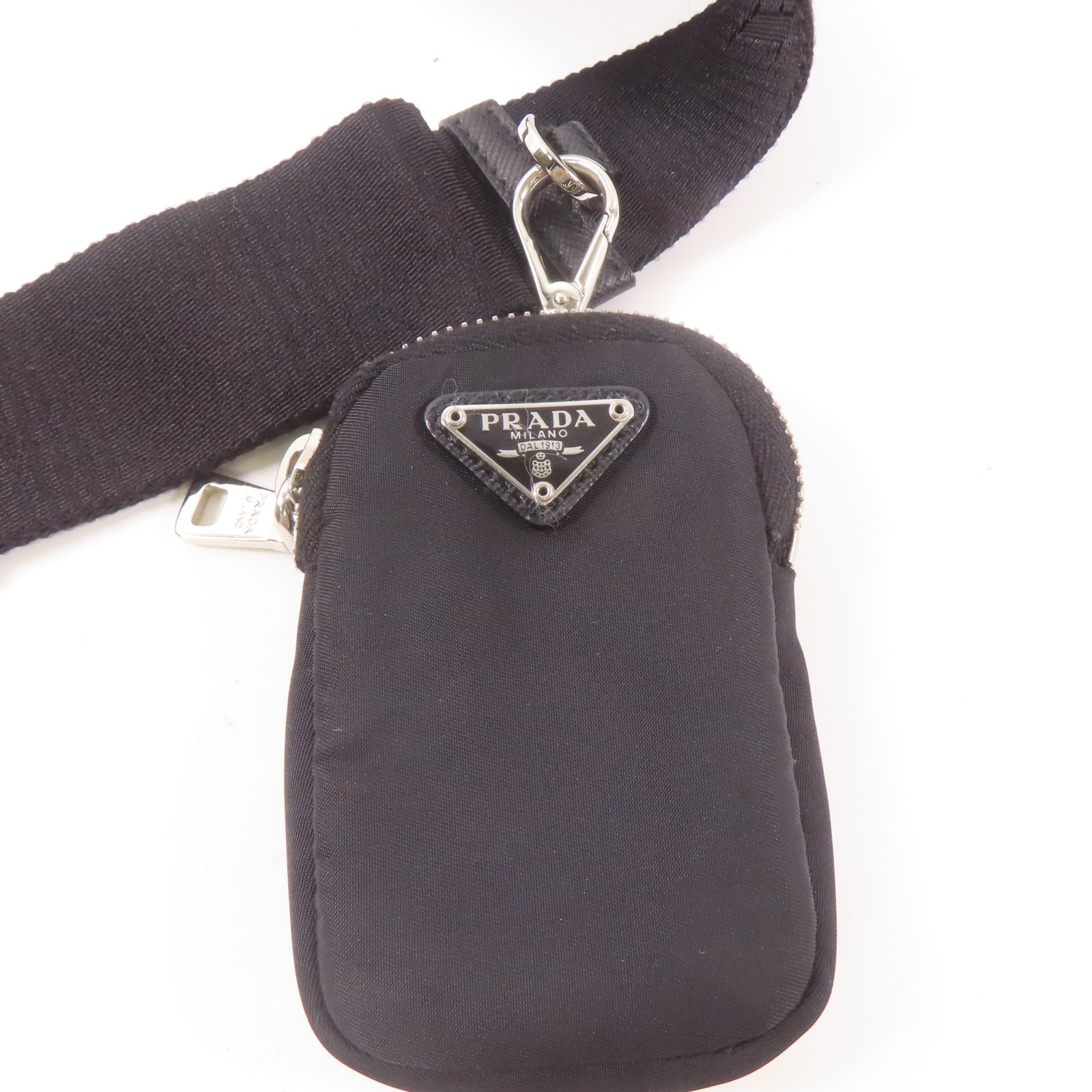 PRADA 尼龍Re-Edition 2005銀扣手挽肩背兩用袋黑色