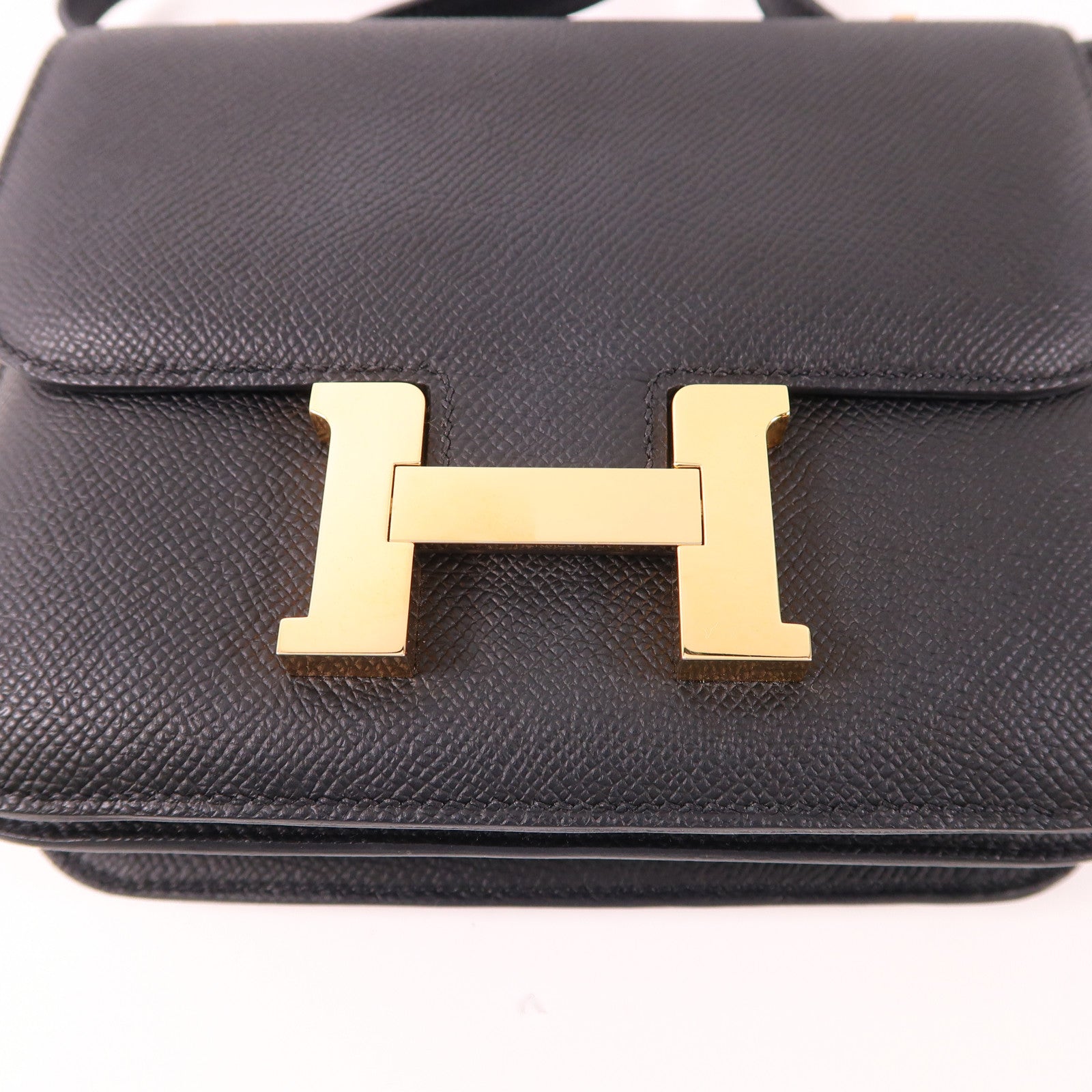 HERMES Epsom皮革Constance Mini金扣肩背袋89 Noir