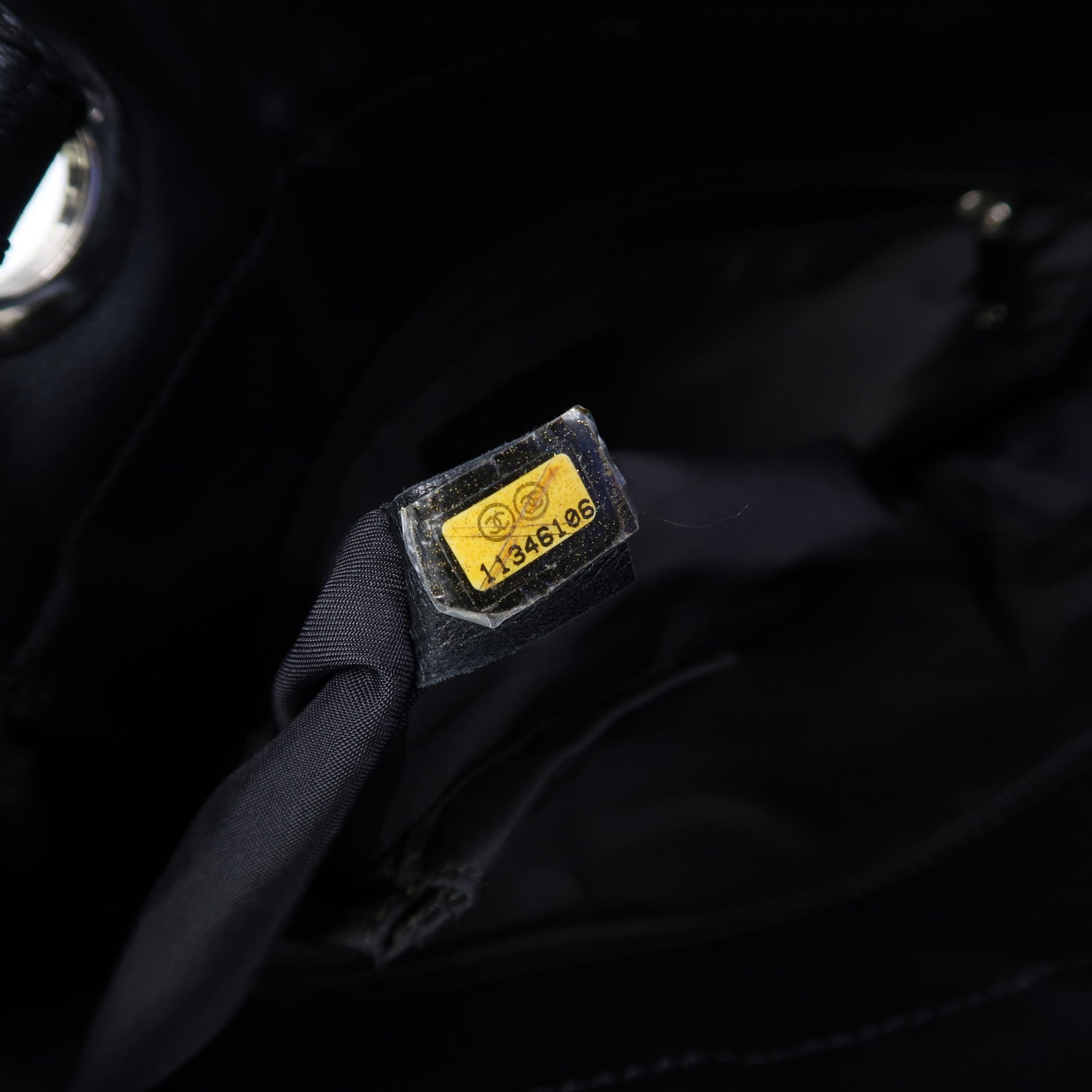 CHANEL 菱格牛皮皮革Handbag銀扣手挽袋黑色