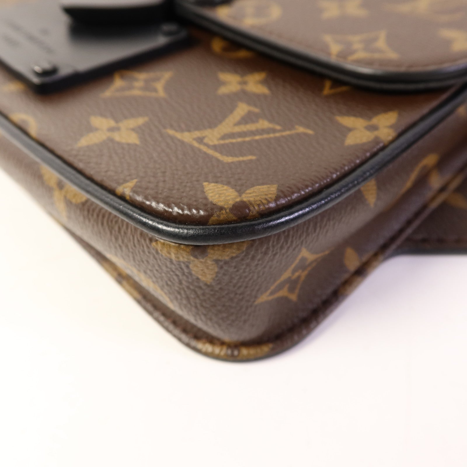 LOUIS VUITTON Monogram Macassar S Lock Sling Bag肩背袋