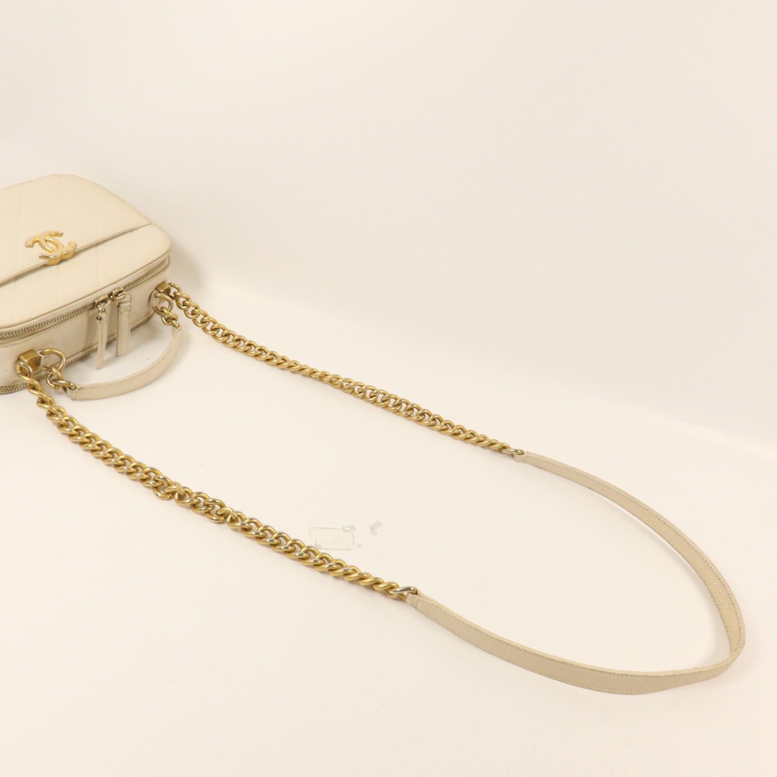 CHANEL 牛皮皮革Camera Case With Top Handle鏈帶手挽肩背兩用袋