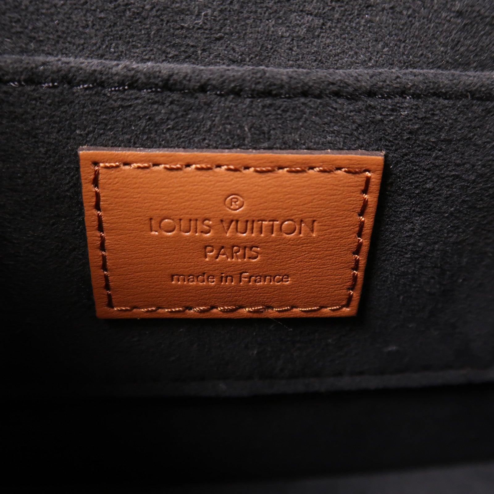 LOUIS VUITTON Monogrqam Reverse Mini Dauphine肩背袋棕色