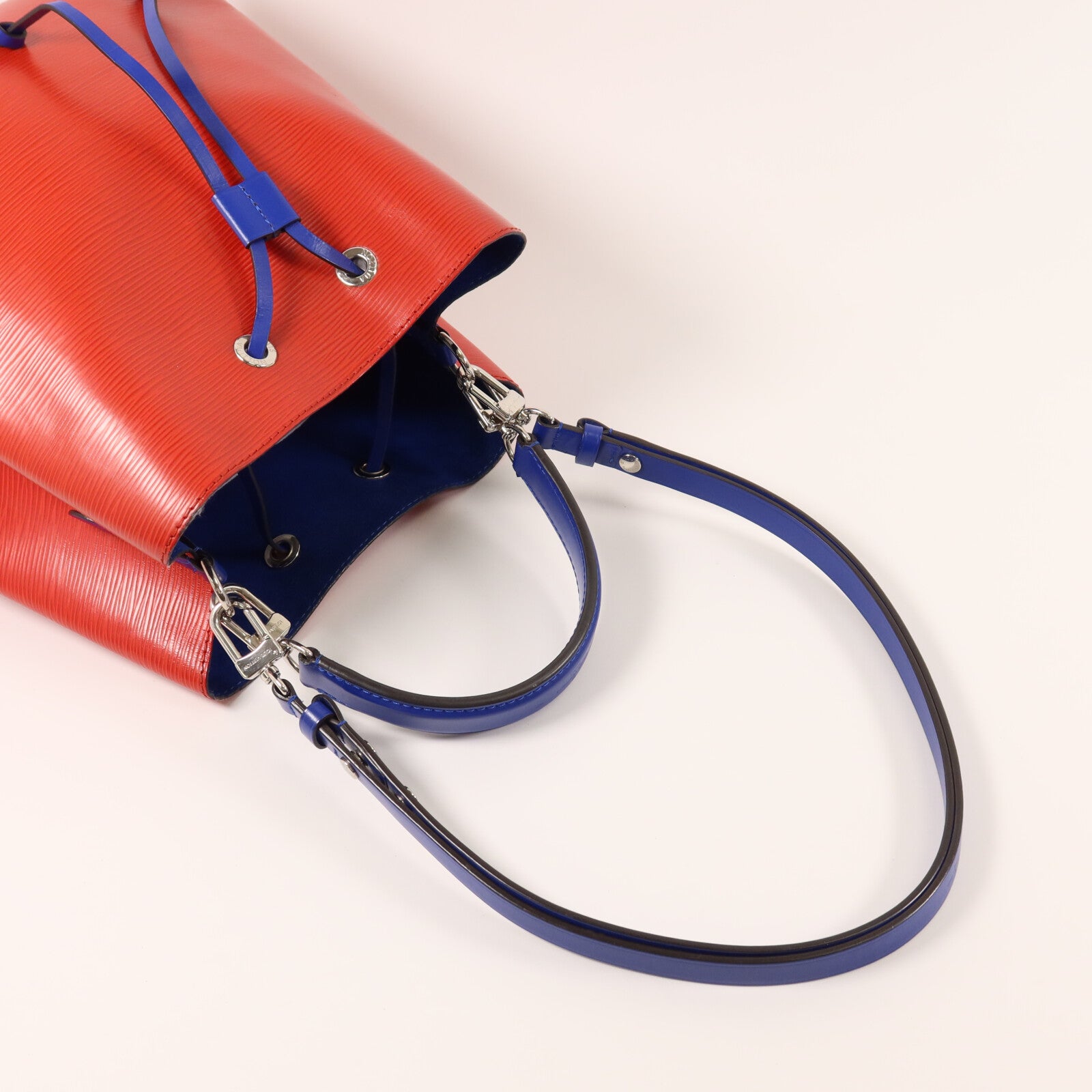 LOUIS VUITTON Epi NeoNoe MM手挽肩背兩用袋