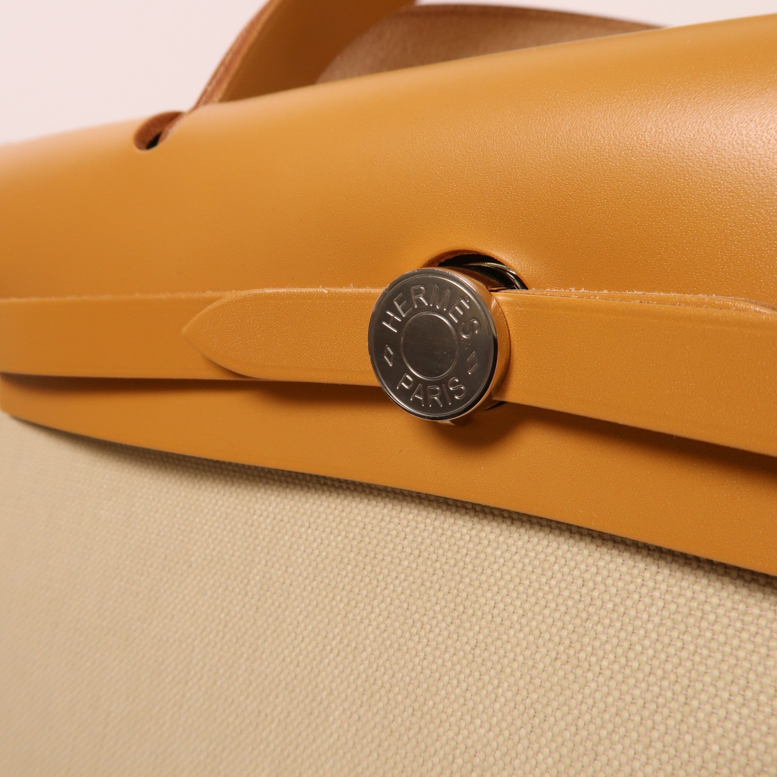 HERMES 帆布/皮革Herbag PM銀扣手挽肩背兩用袋Beton
