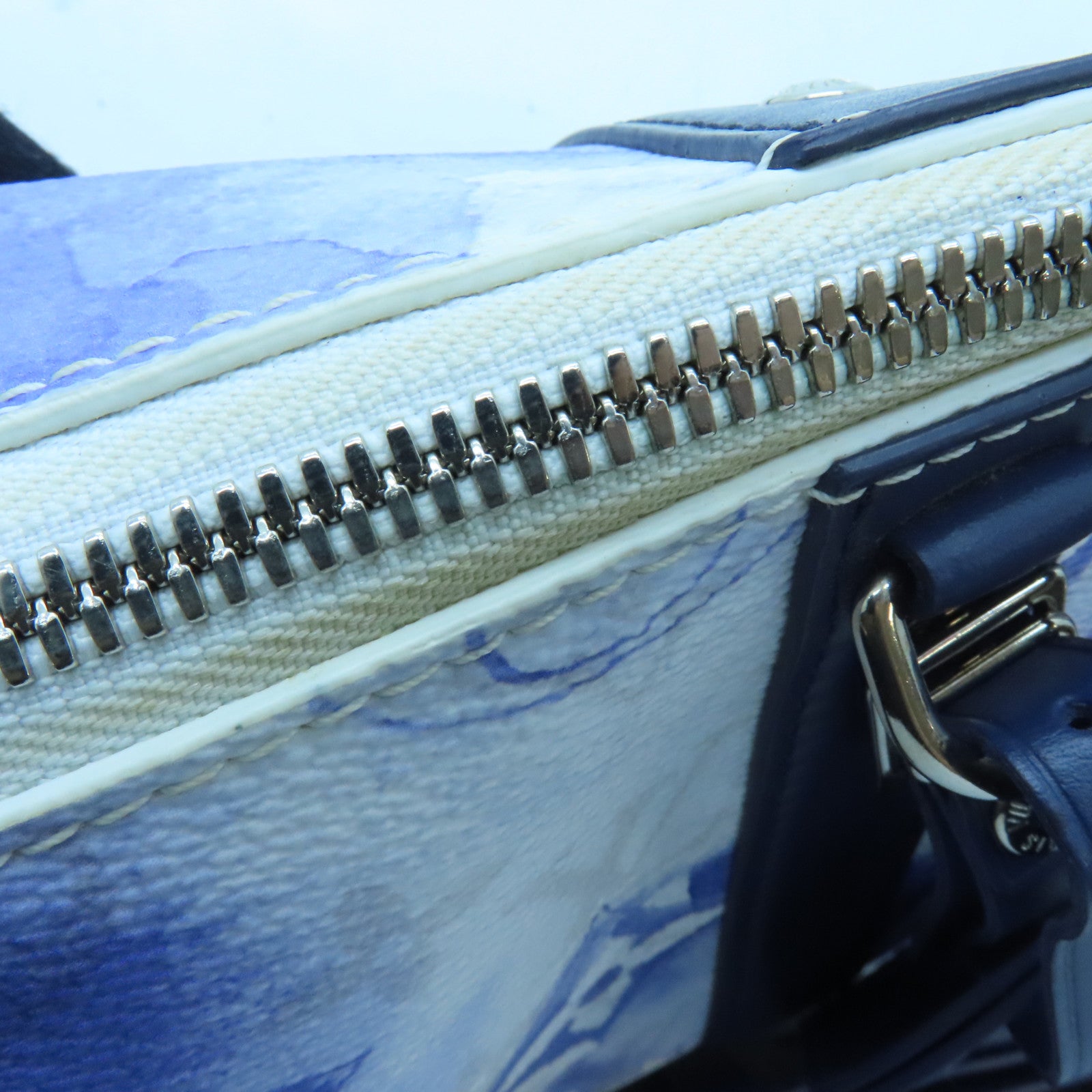 LOUIS VUITTON 【激減優惠】Monogram Watercolor Blue City Keepall銀扣肩背袋白色/藍色