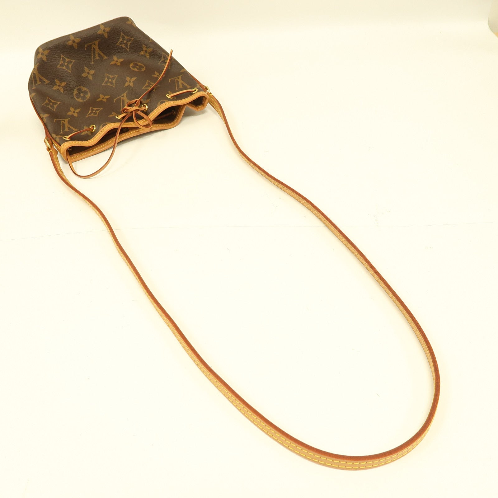 LOUIS VUITTON Monogram Neo Nano金扣肩背袋啡色