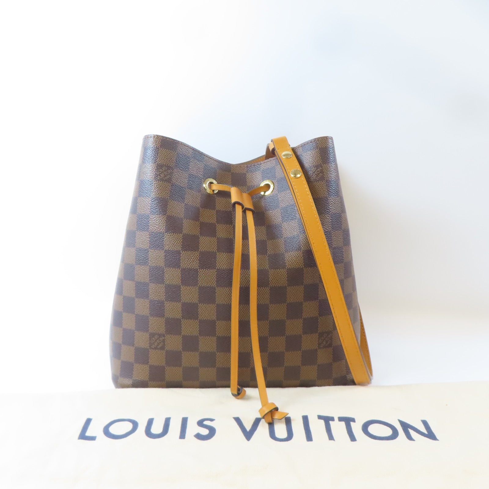 LOUIS VUITTON Damier Neo Noe金扣肩背袋啡色