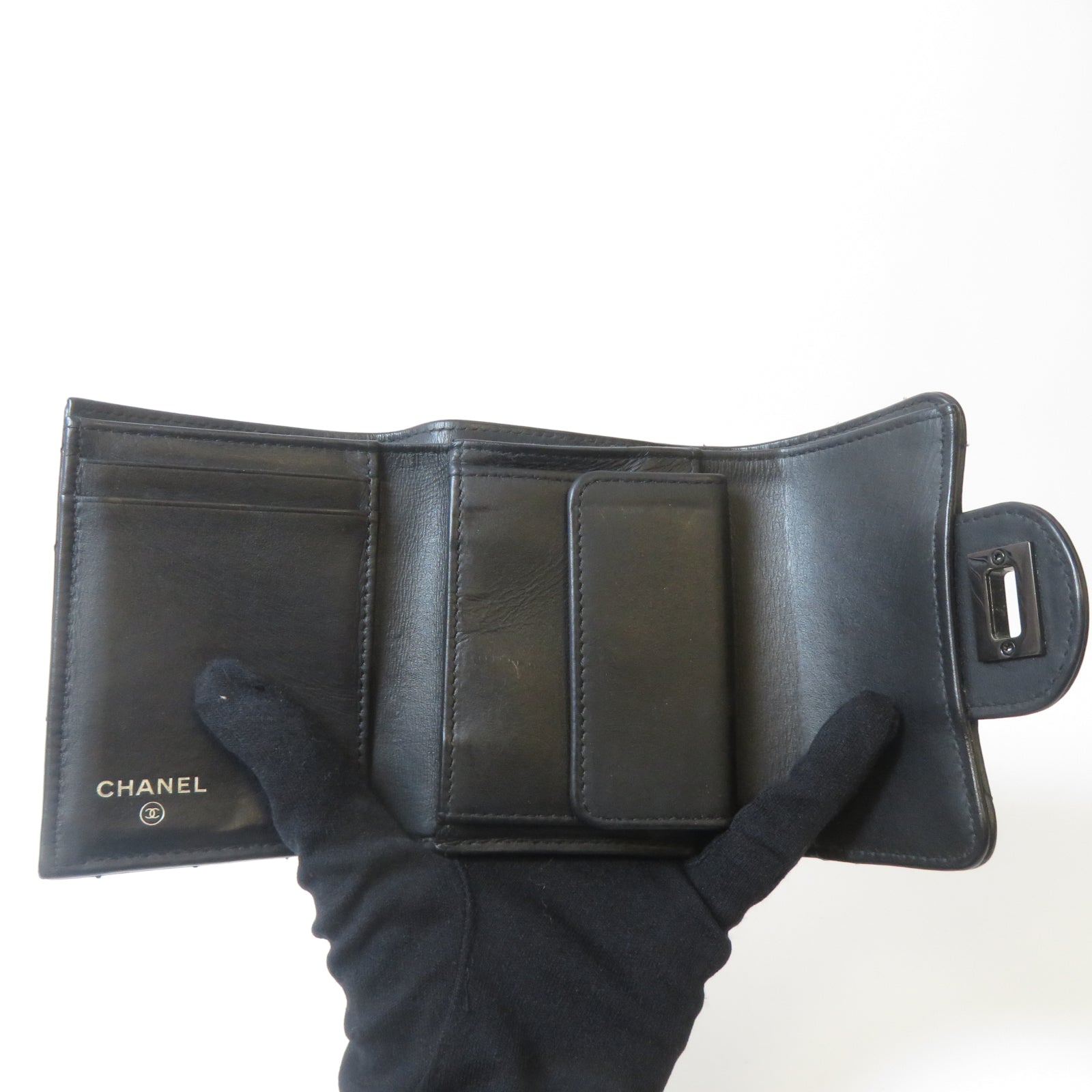 CHANEL 【激減優惠】斜紋牛皮皮革2.55 Trifold Wallet黑扣錢包黑色