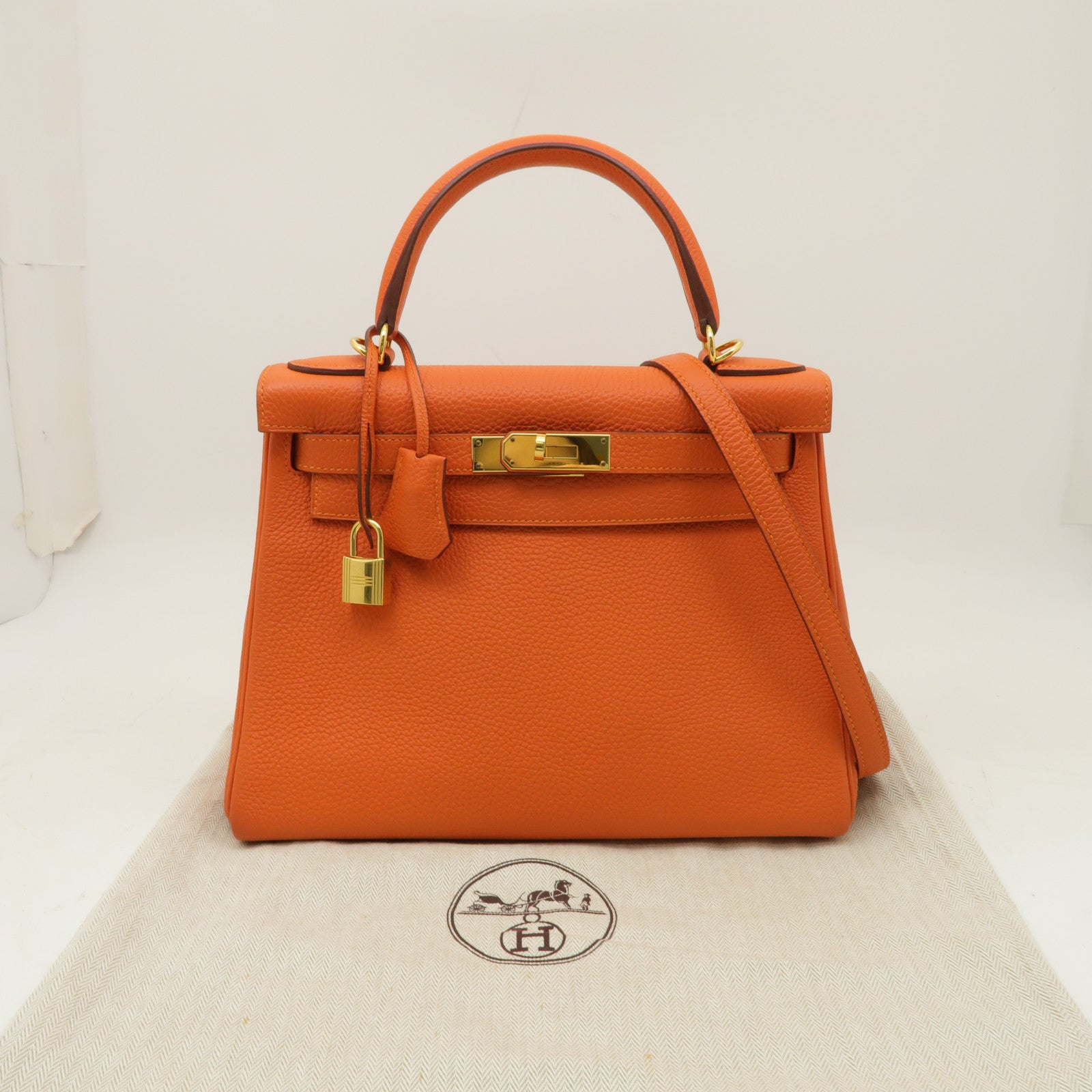 HERMES 【激減優惠】Togo皮革Kelly 28金扣手挽肩背兩用袋Feu火焰橘色