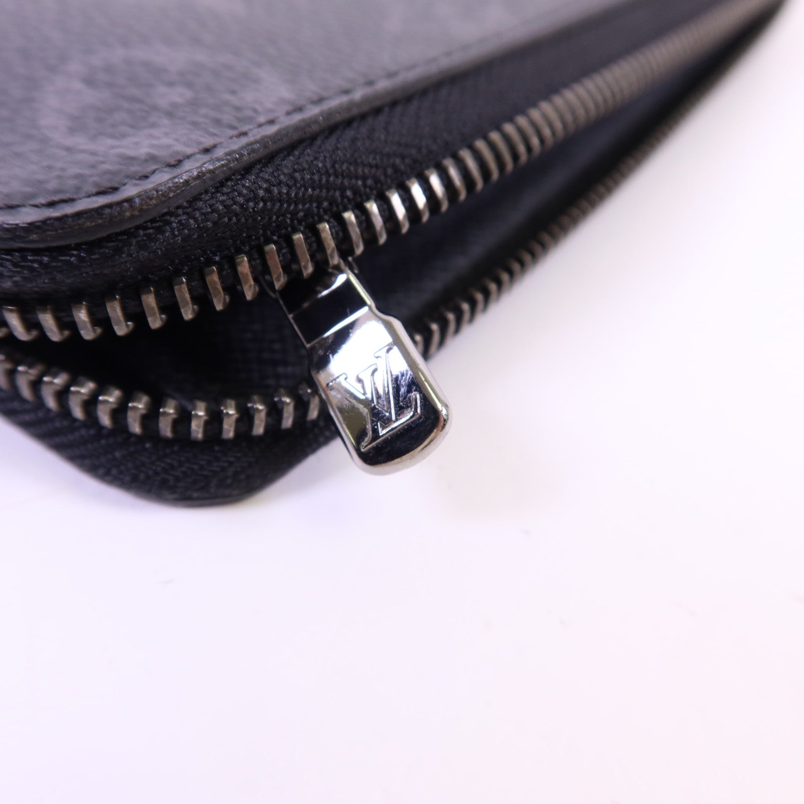 LOUIS VUITTON Monogram EclipseZippy Vertical Wallet銀扣長錢包